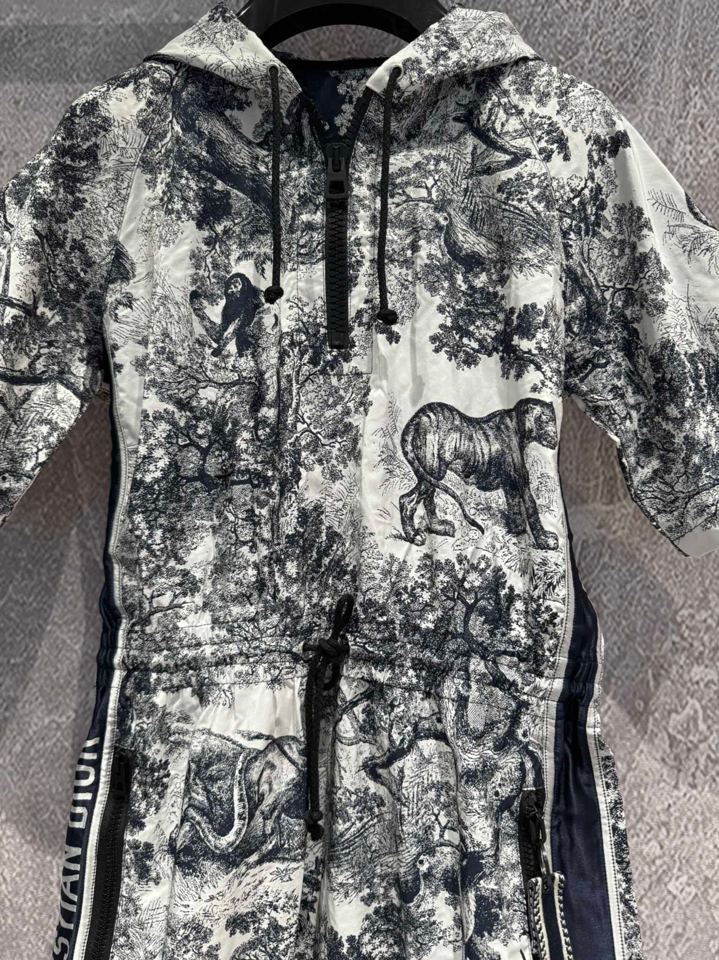 DIOR TOPS