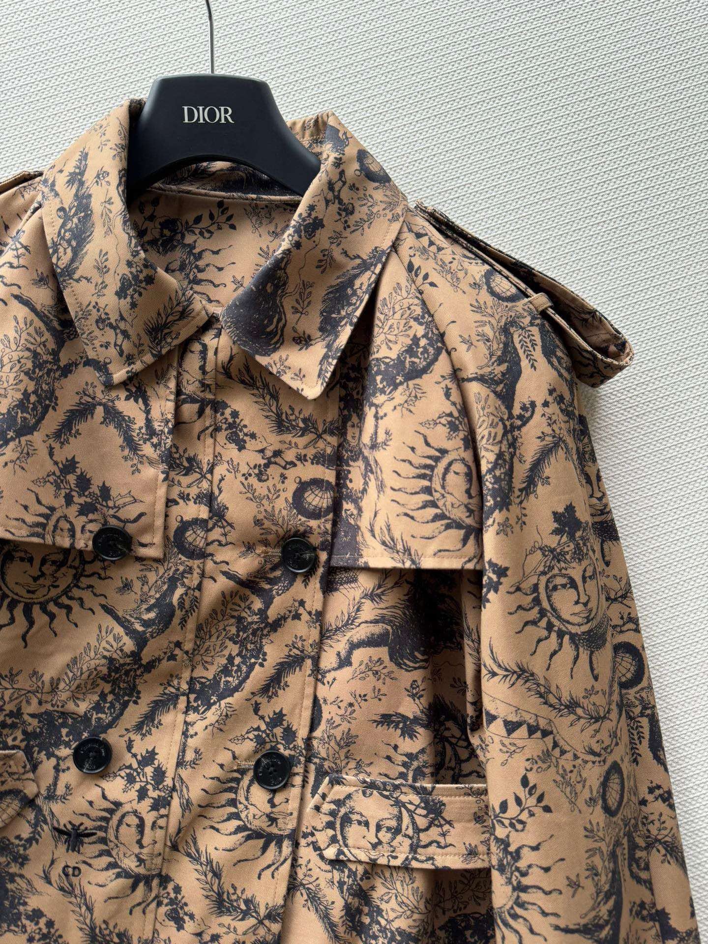 DIOR TOPS