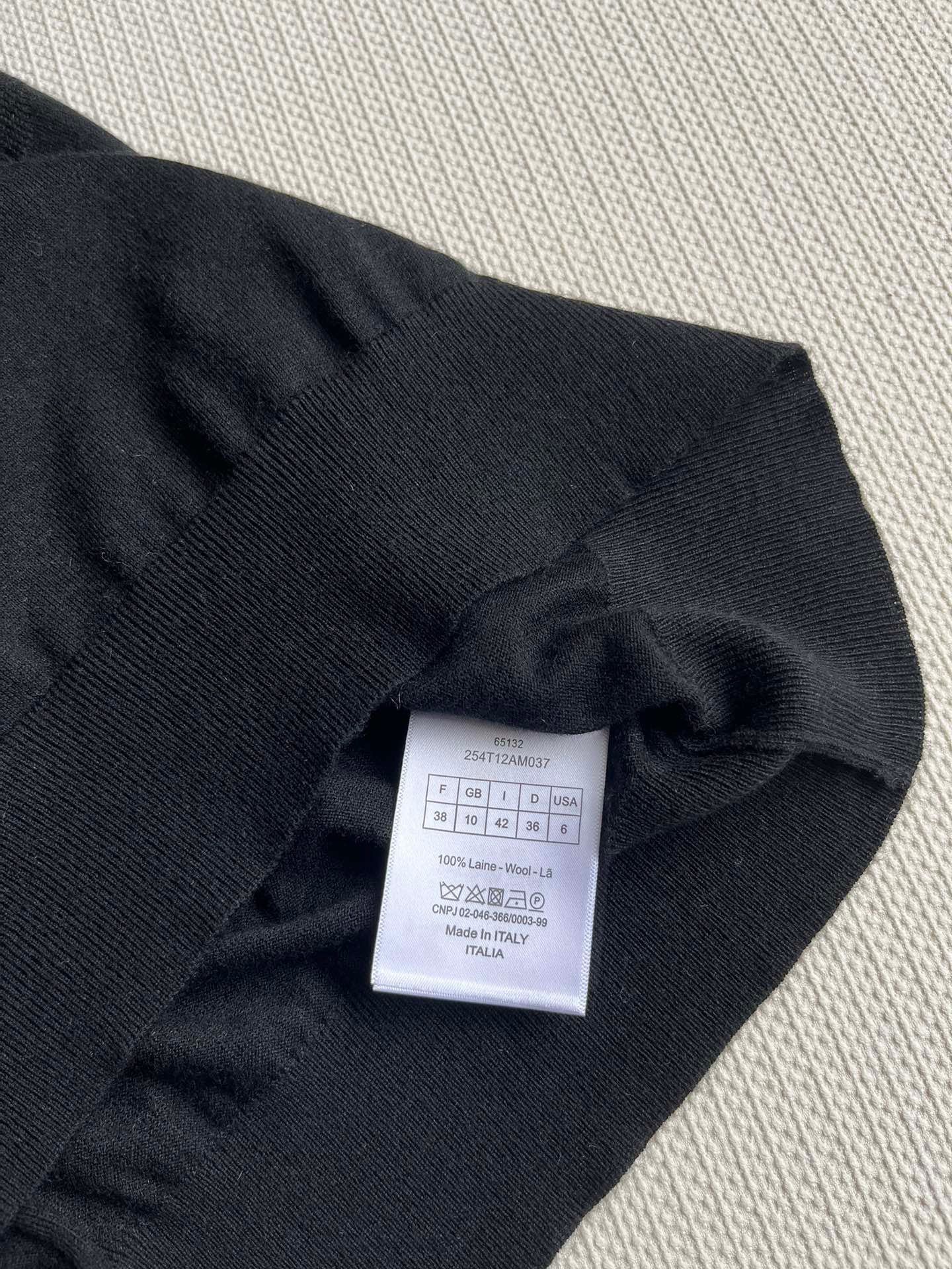 DIOR TOPS