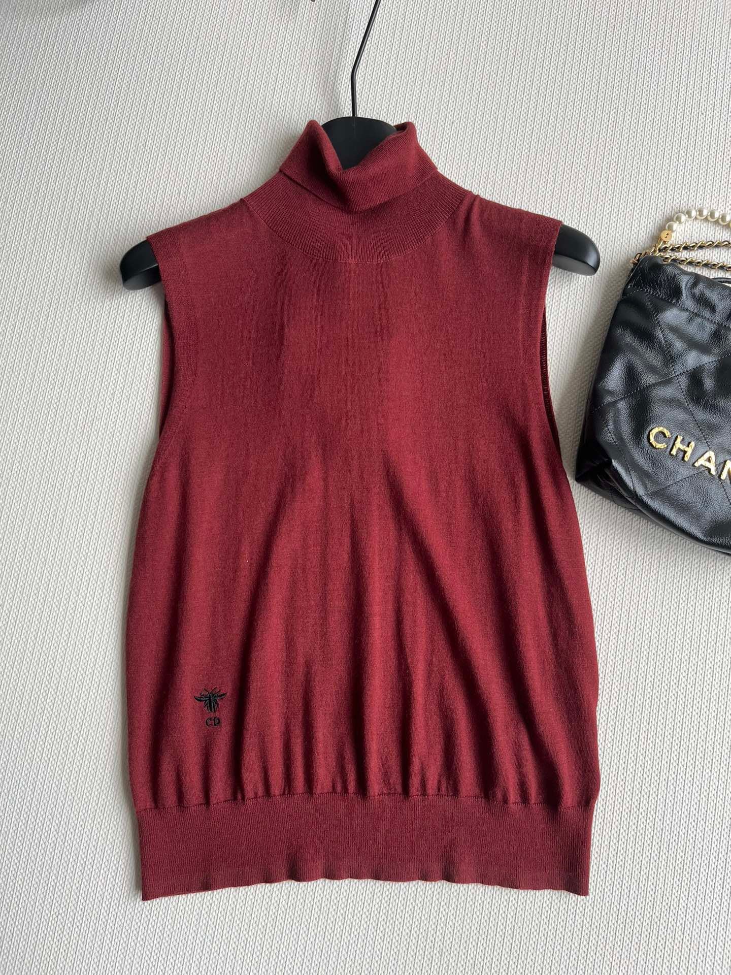 DIOR TOPS