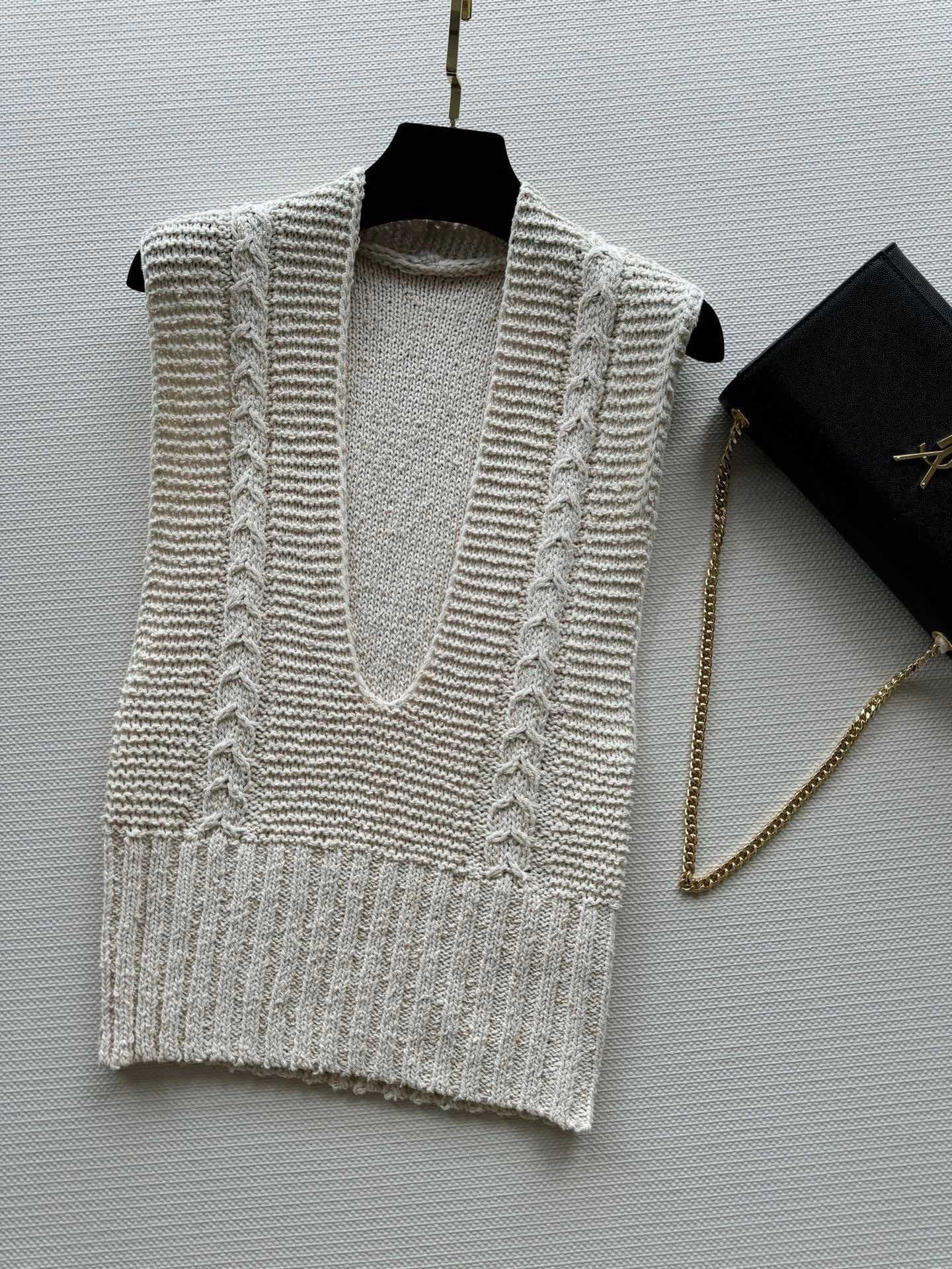 DIOR TOPS