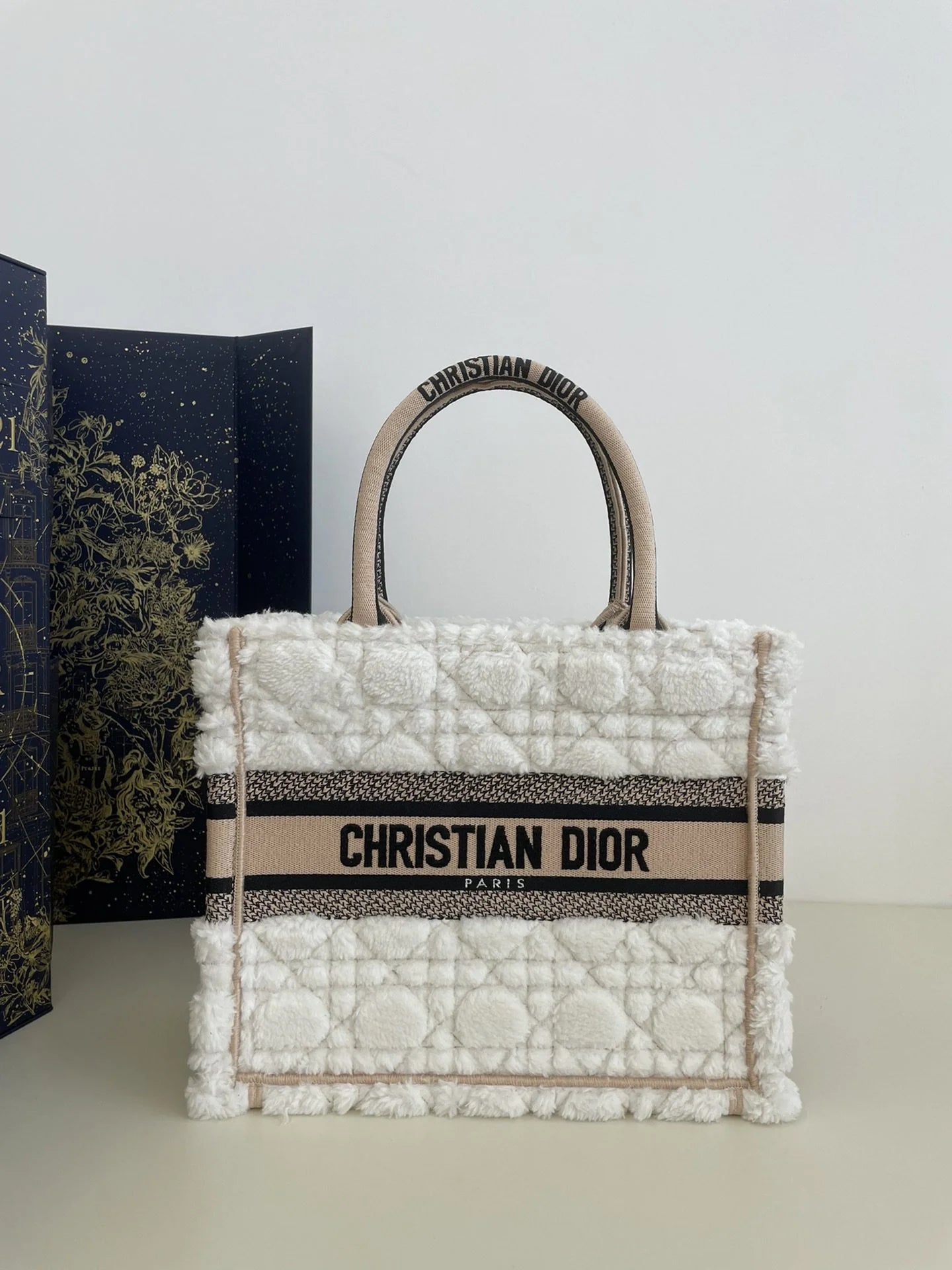 DIOR TOTE BAG