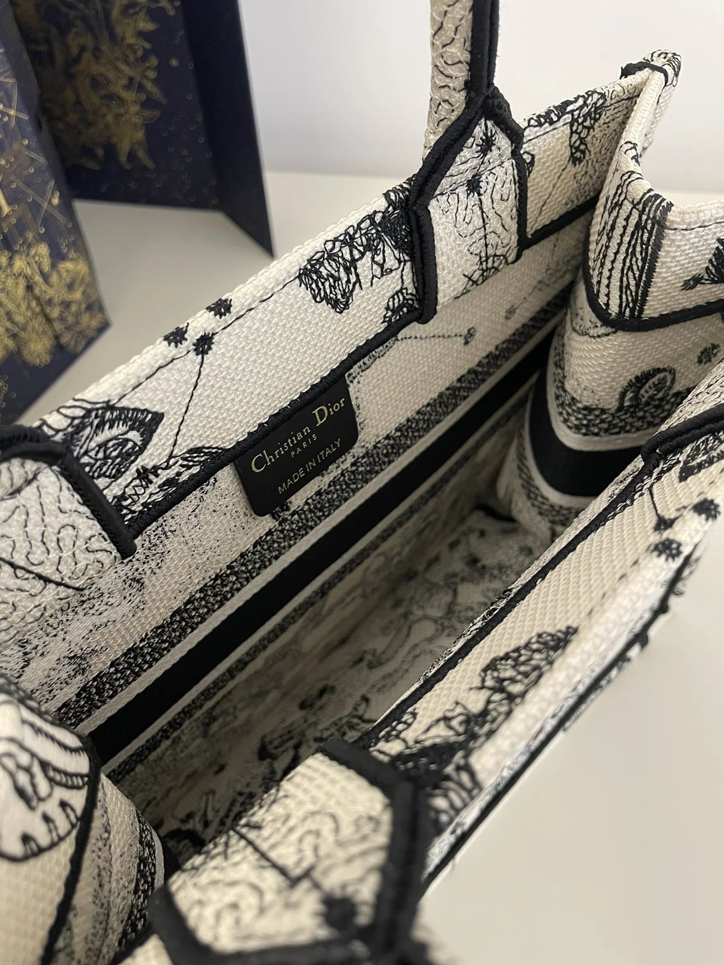 DIOR TOTE BAG
