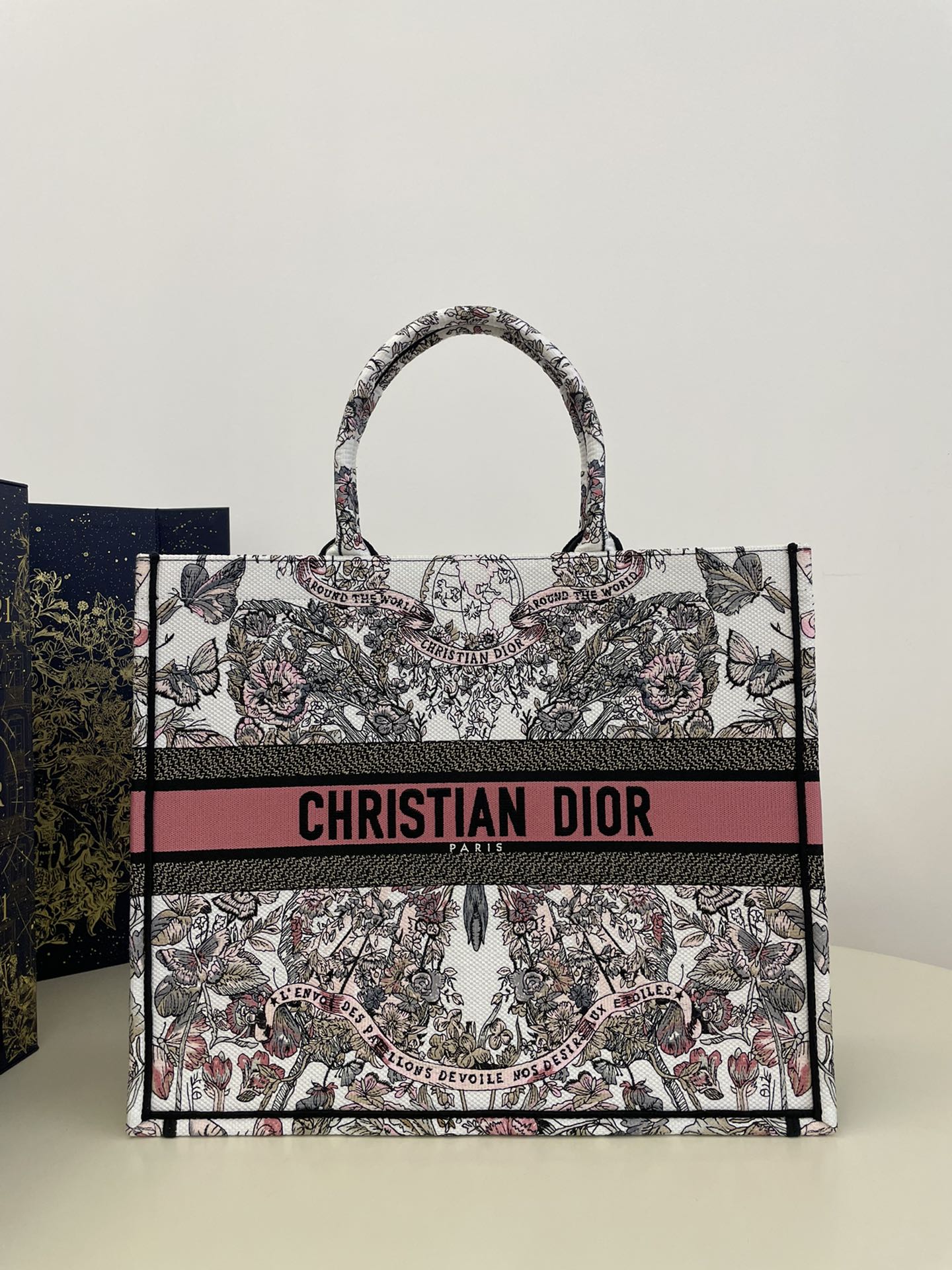 DIOR TOTE BAG