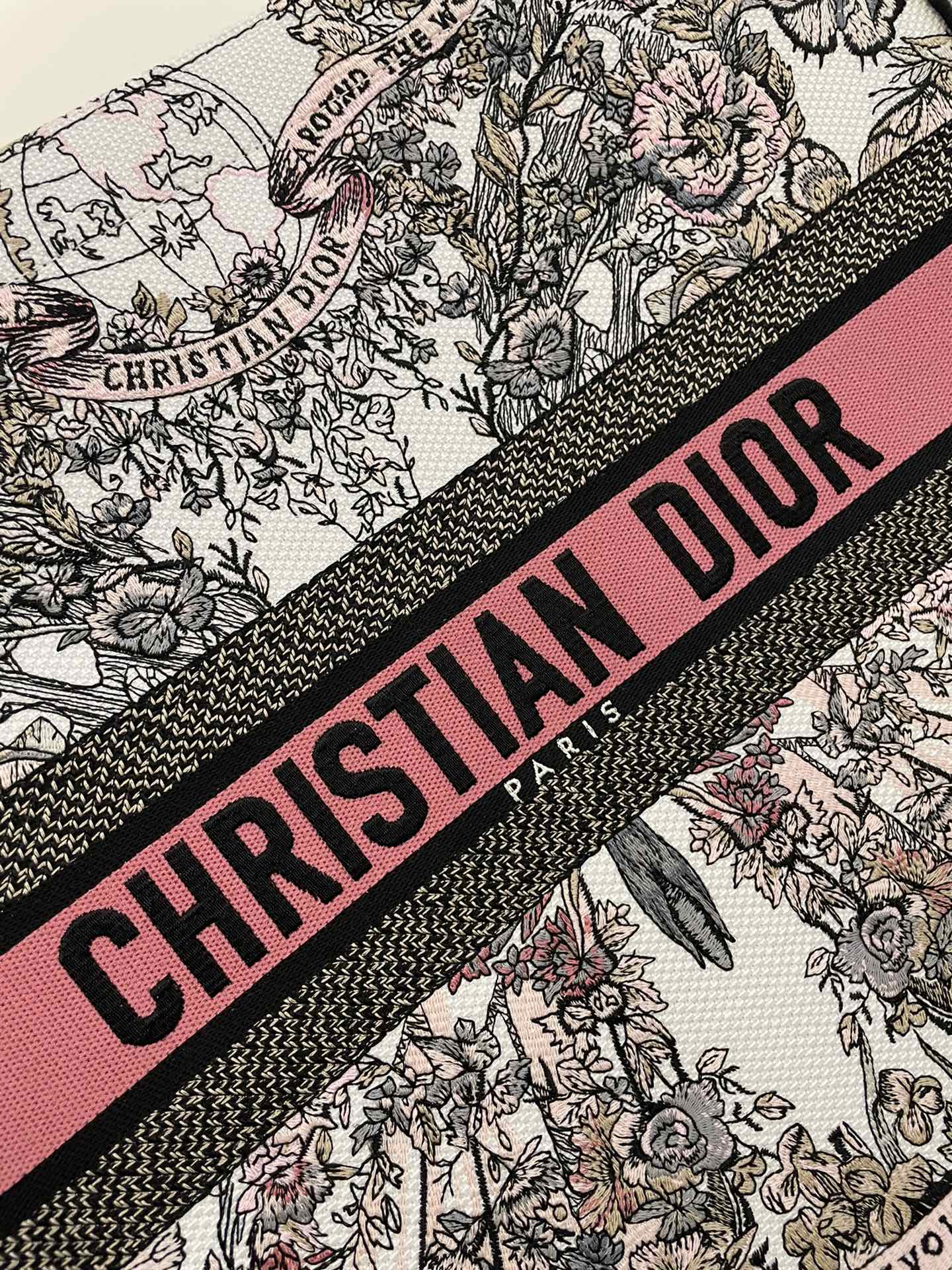 DIOR TOTE BAG