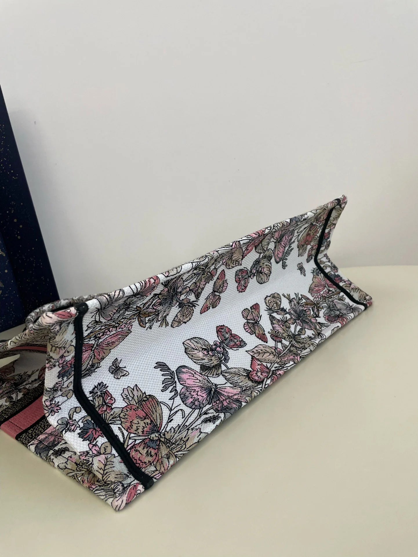 DIOR TOTE BAG
