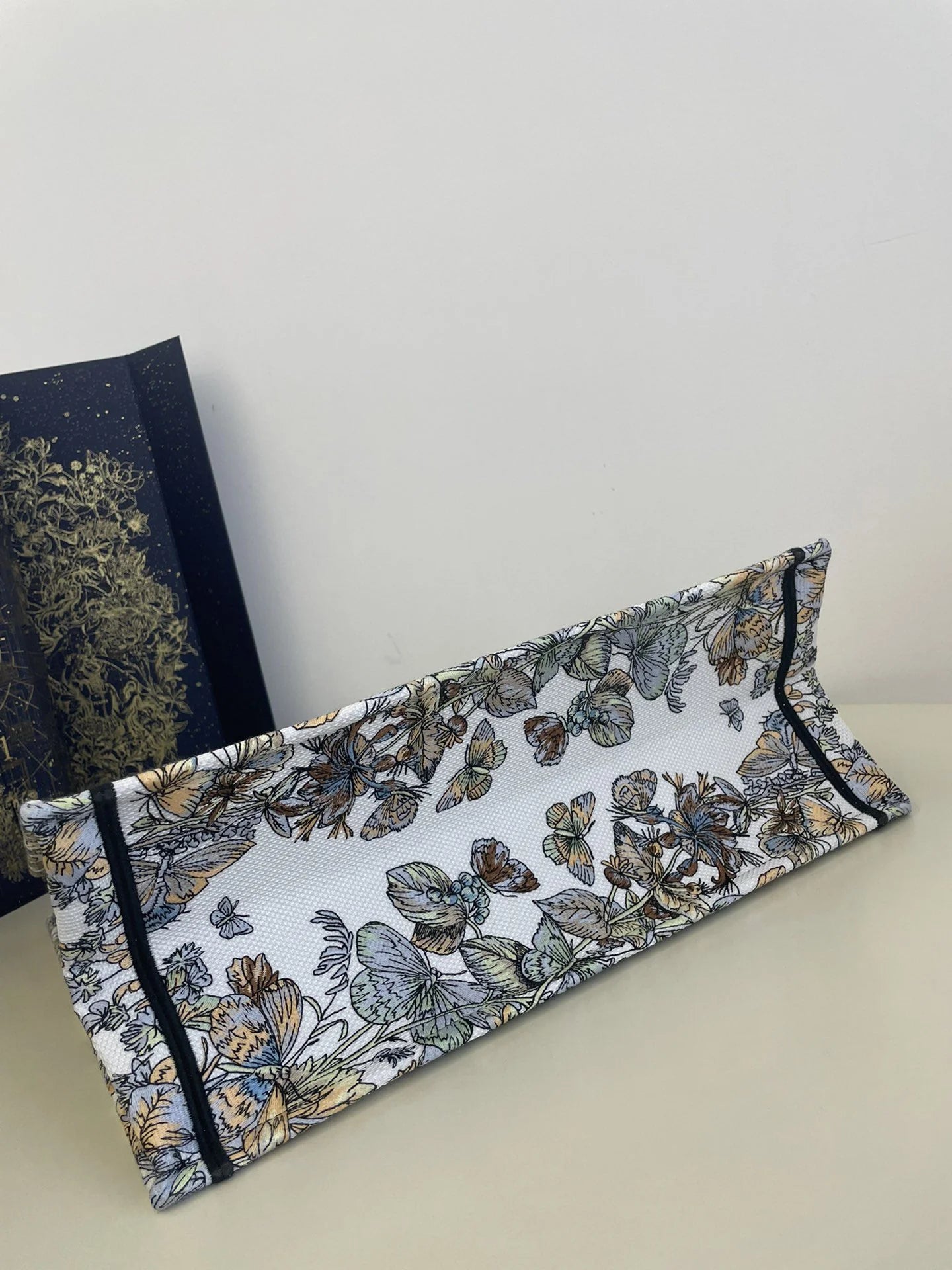 DIOR TOTE BAG