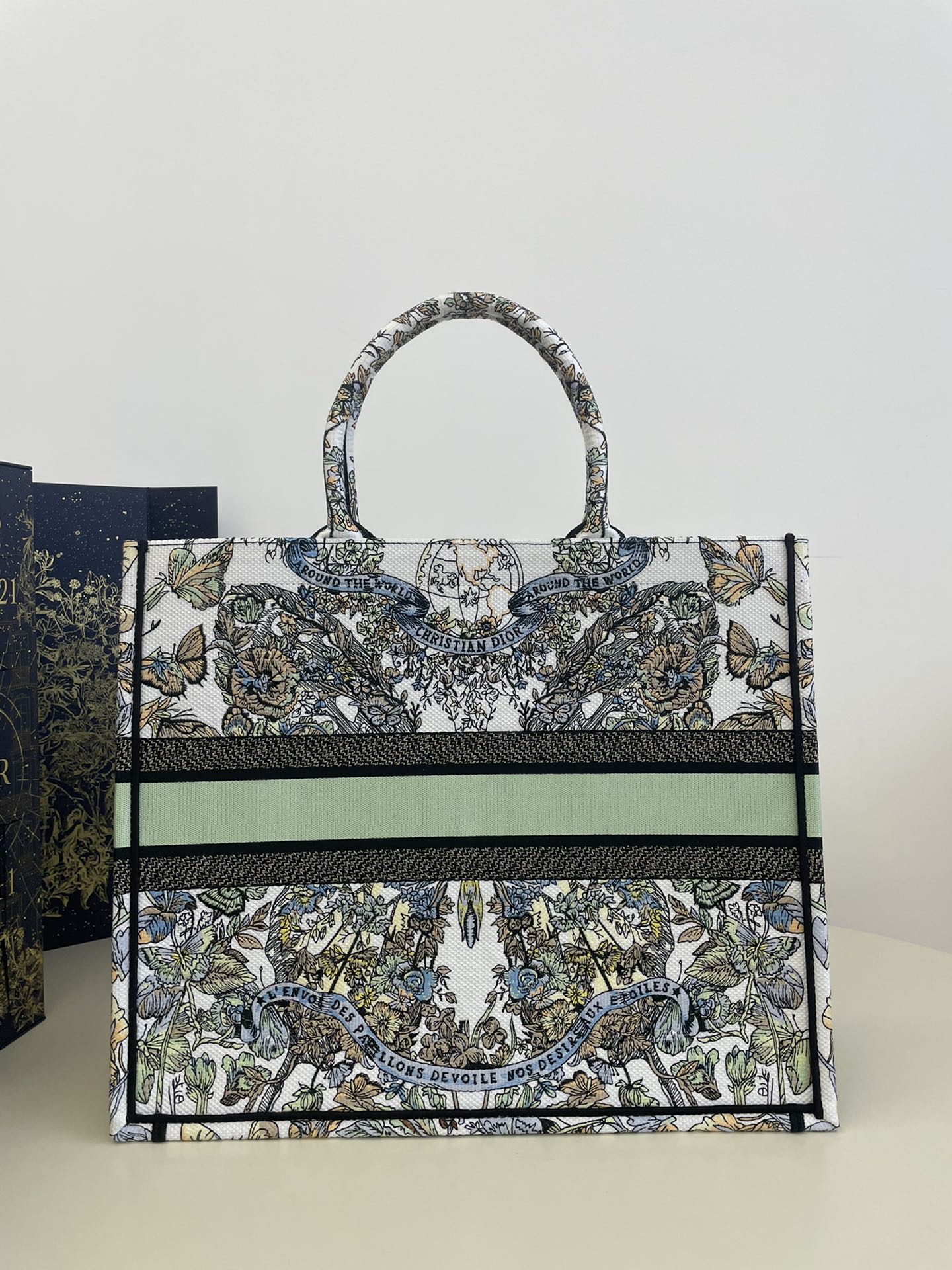 DIOR TOTE BAG