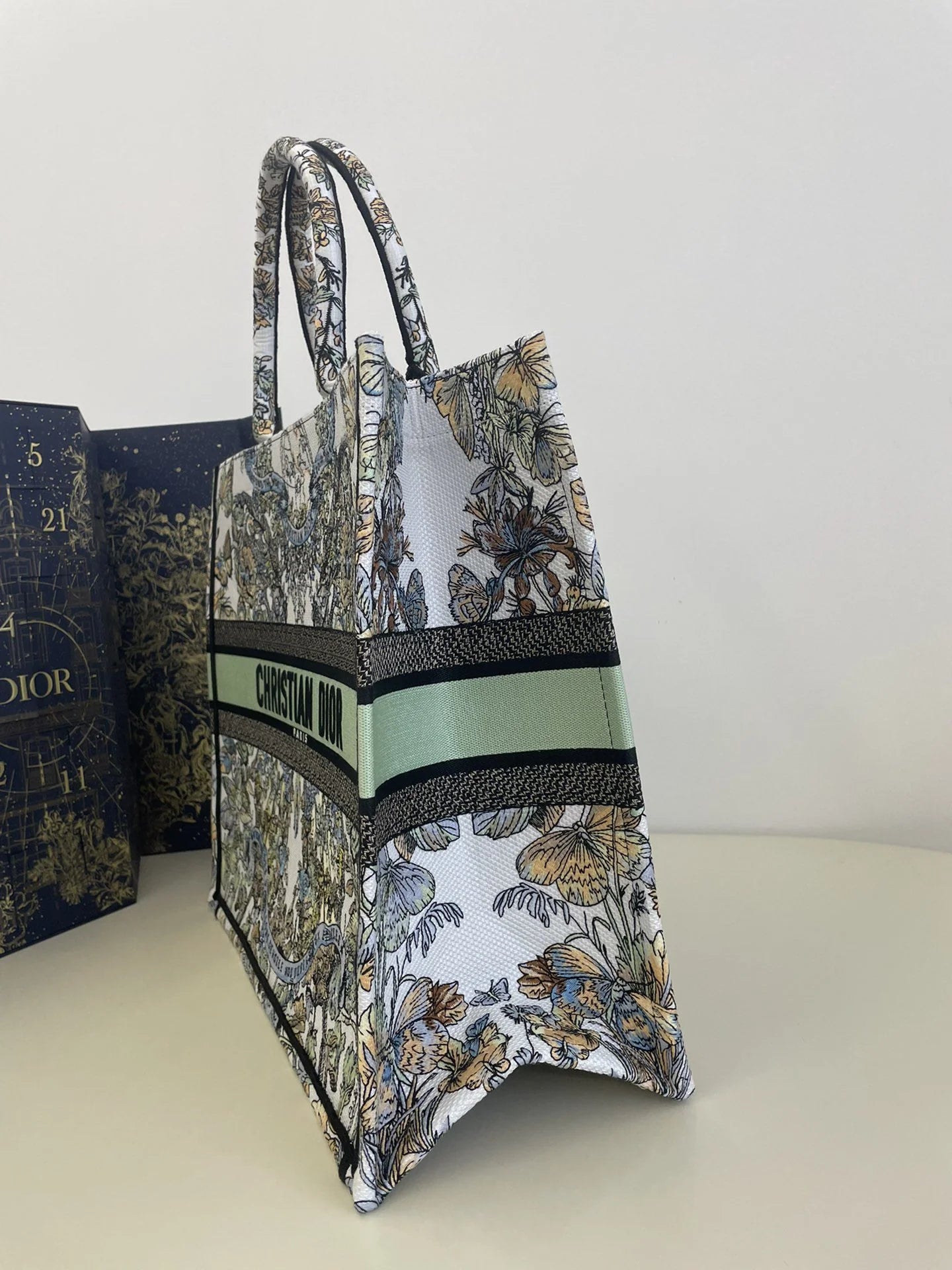 DIOR TOTE BAG