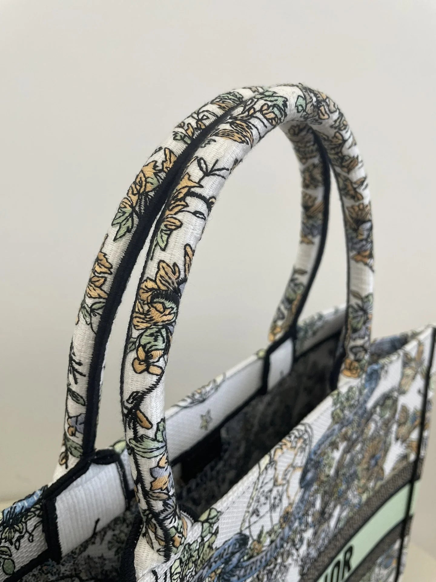 DIOR TOTE BAG