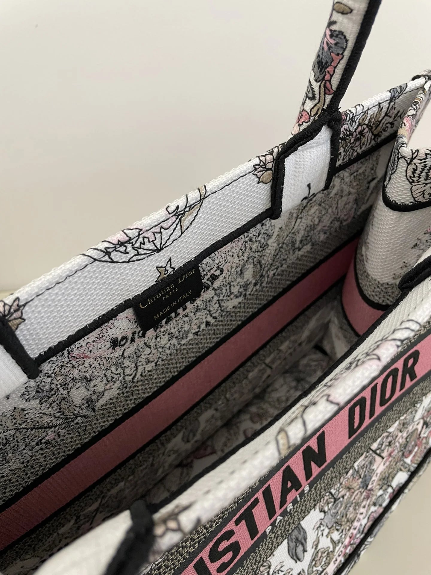 DIOR TOTE BAG