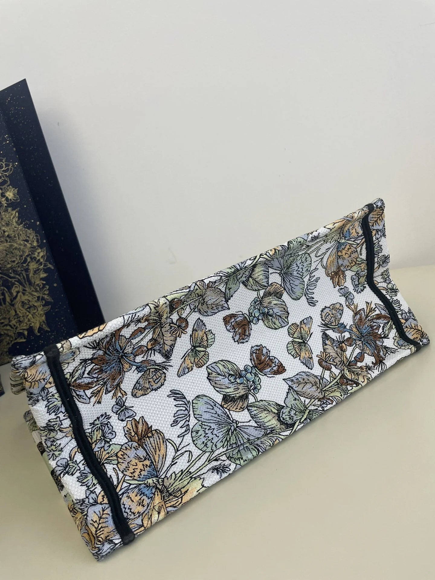 DIOR TOTE BAG