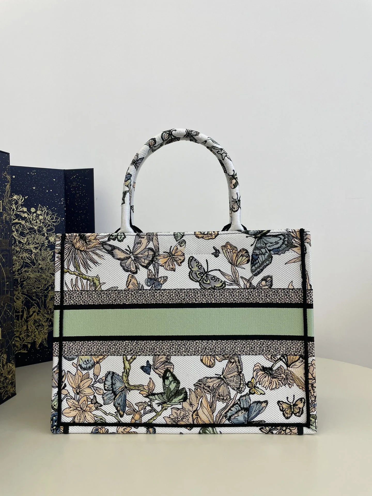 DIOR TOTE BAG