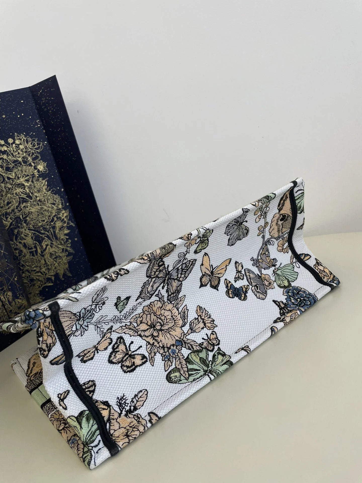 DIOR TOTE BAG