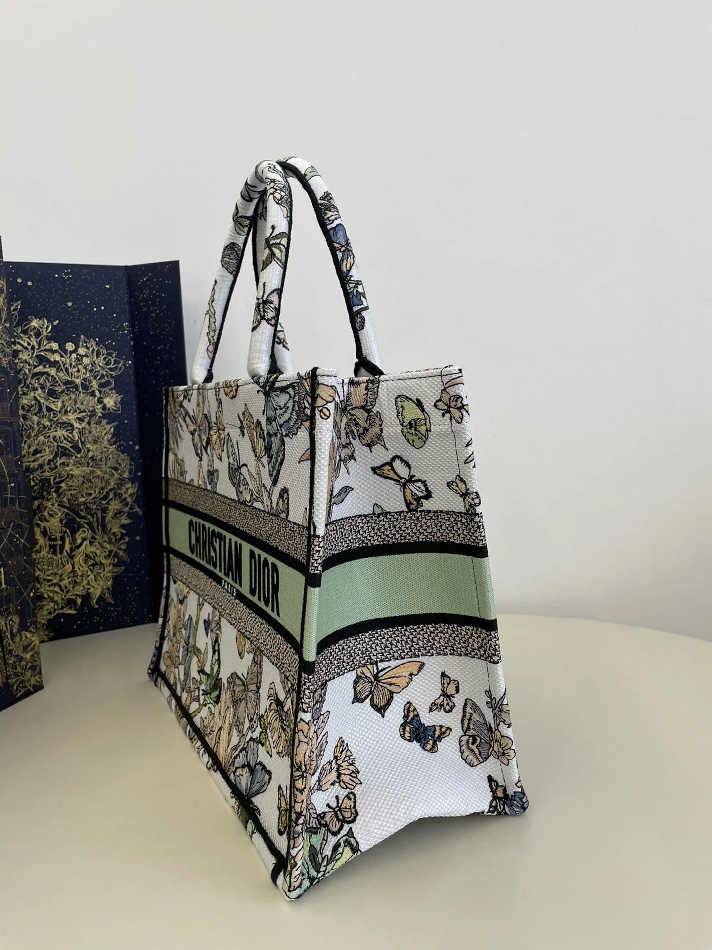 DIOR TOTE BAG