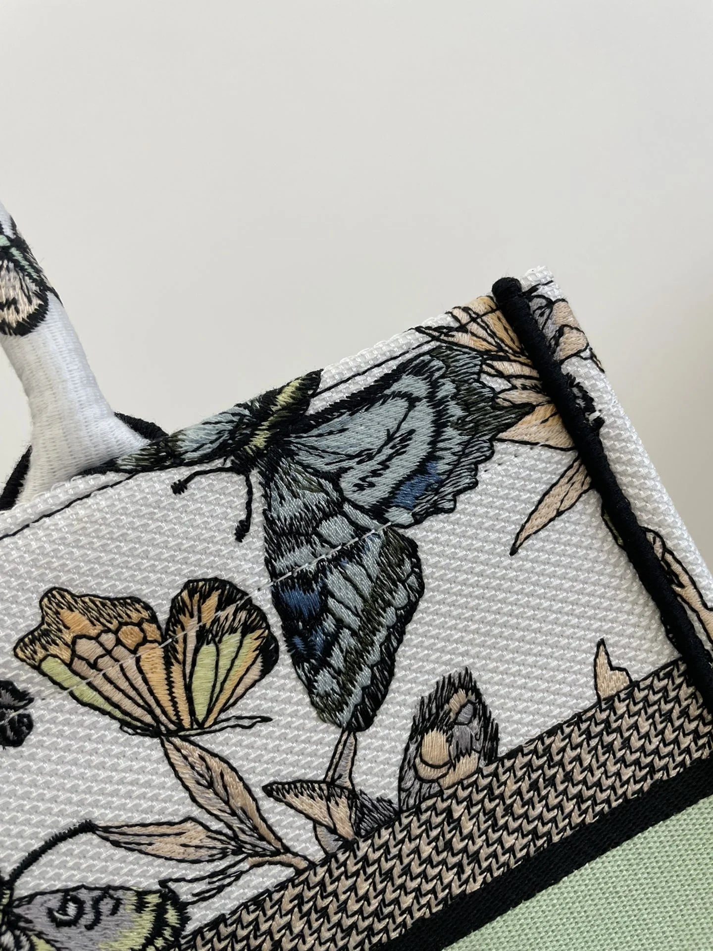 DIOR TOTE BAG