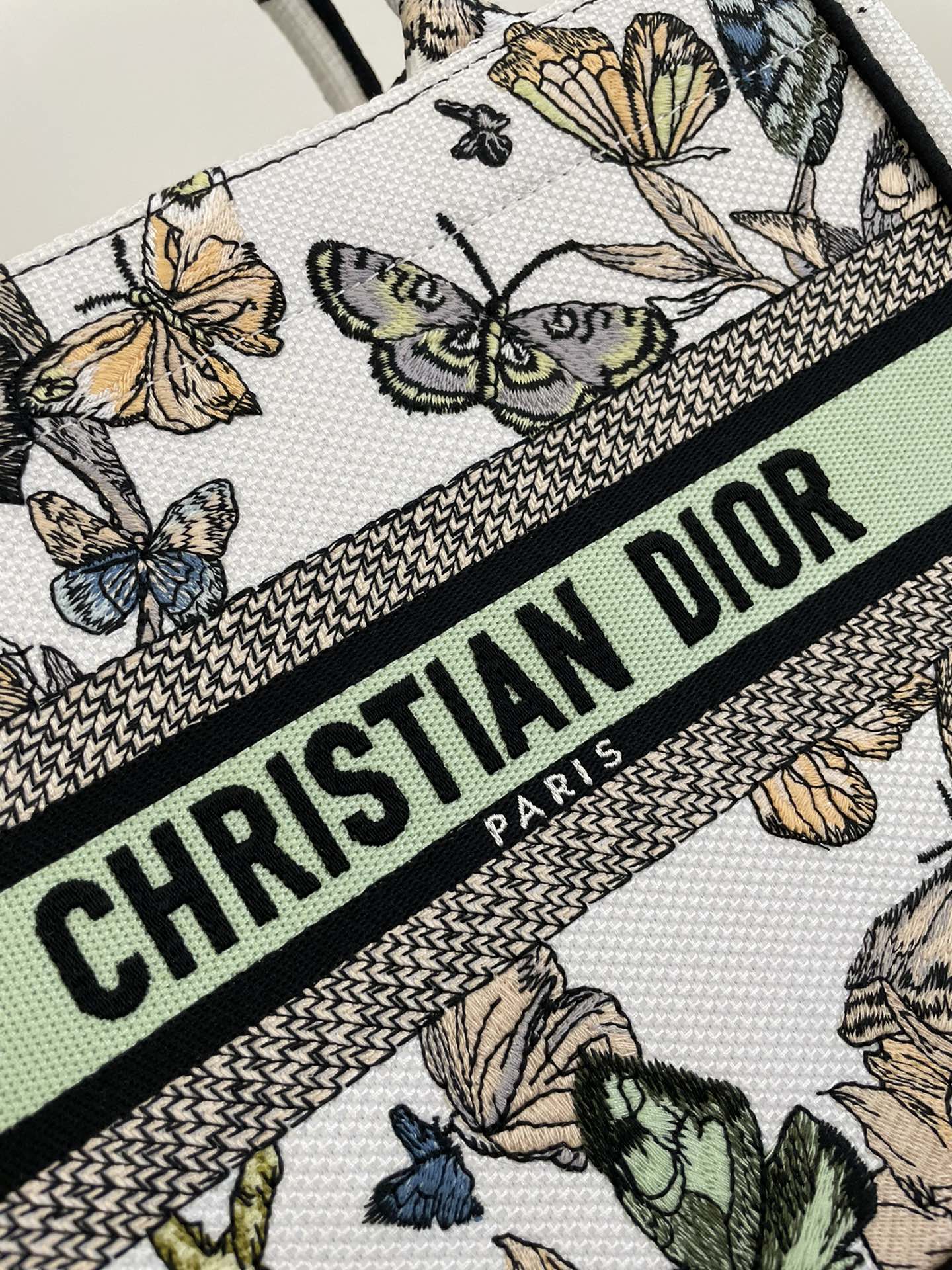 DIOR TOTE BAG