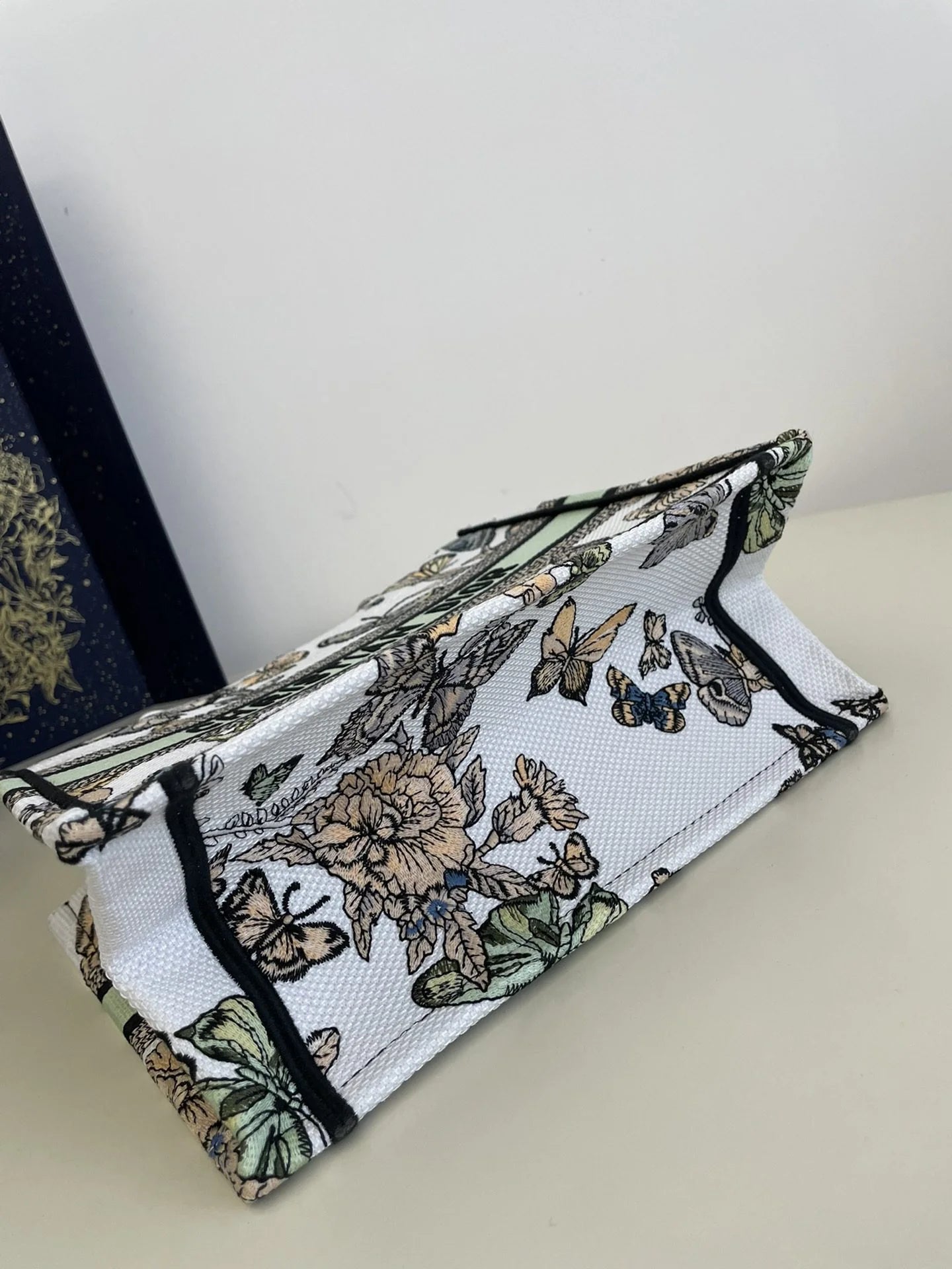DIOR TOTE BAG