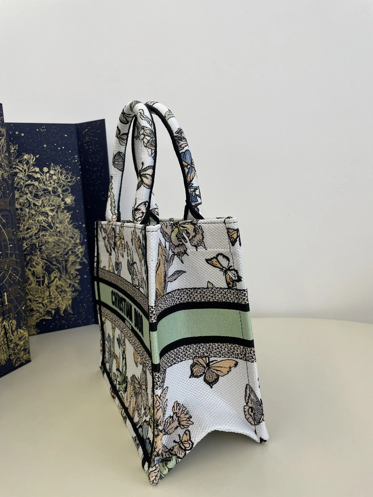 DIOR TOTE BAG