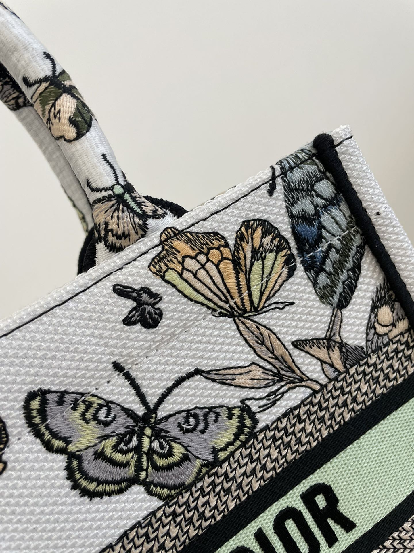 DIOR TOTE BAG