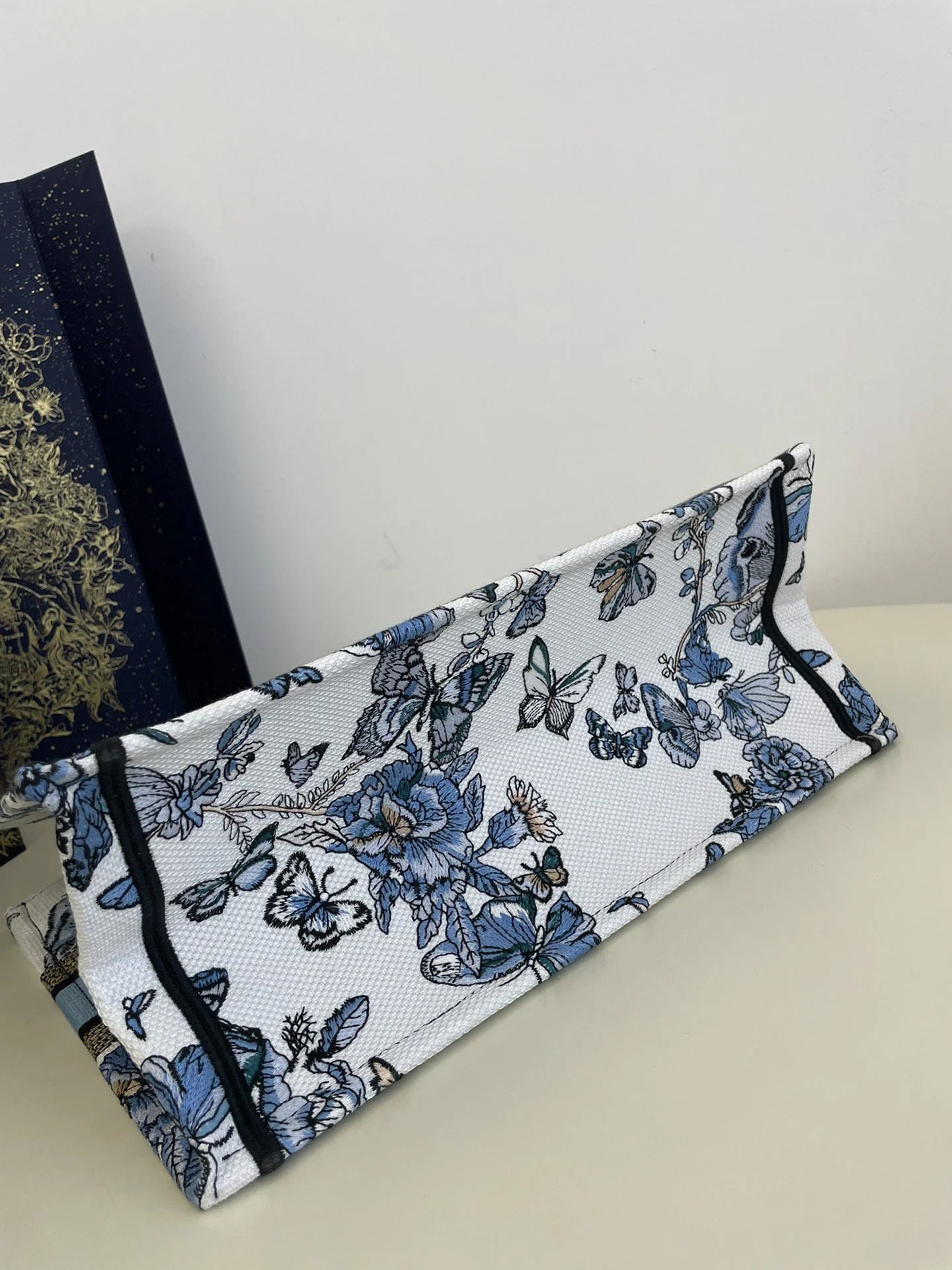 DIOR TOTE BAG
