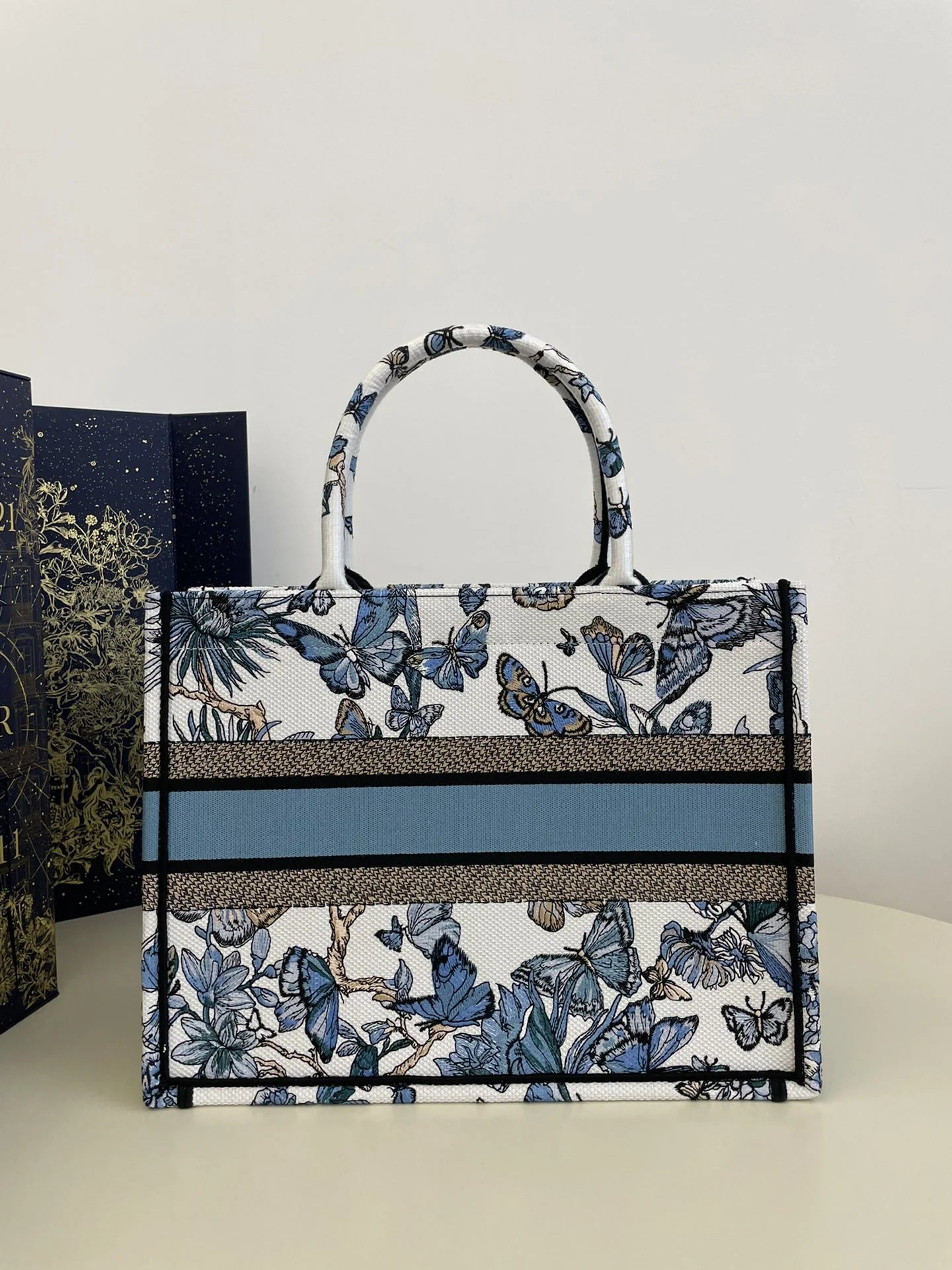DIOR TOTE BAG