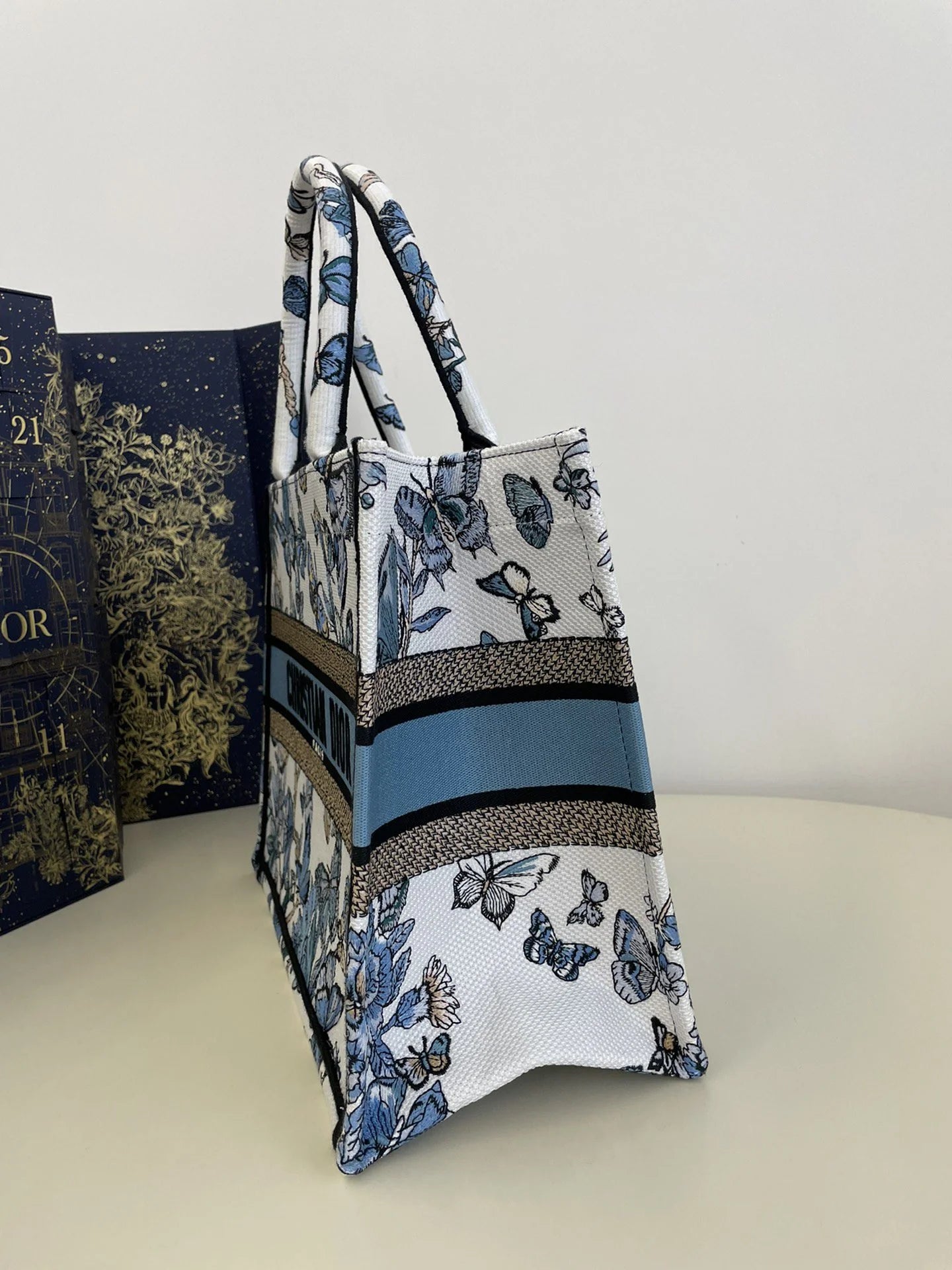 DIOR TOTE BAG