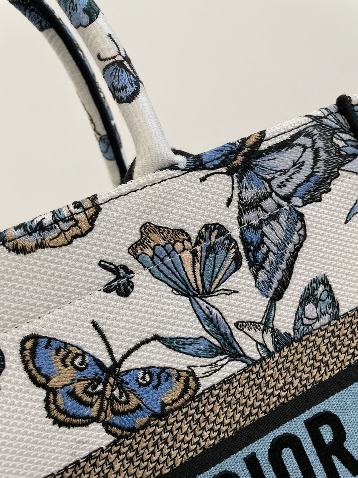 DIOR TOTE BAG