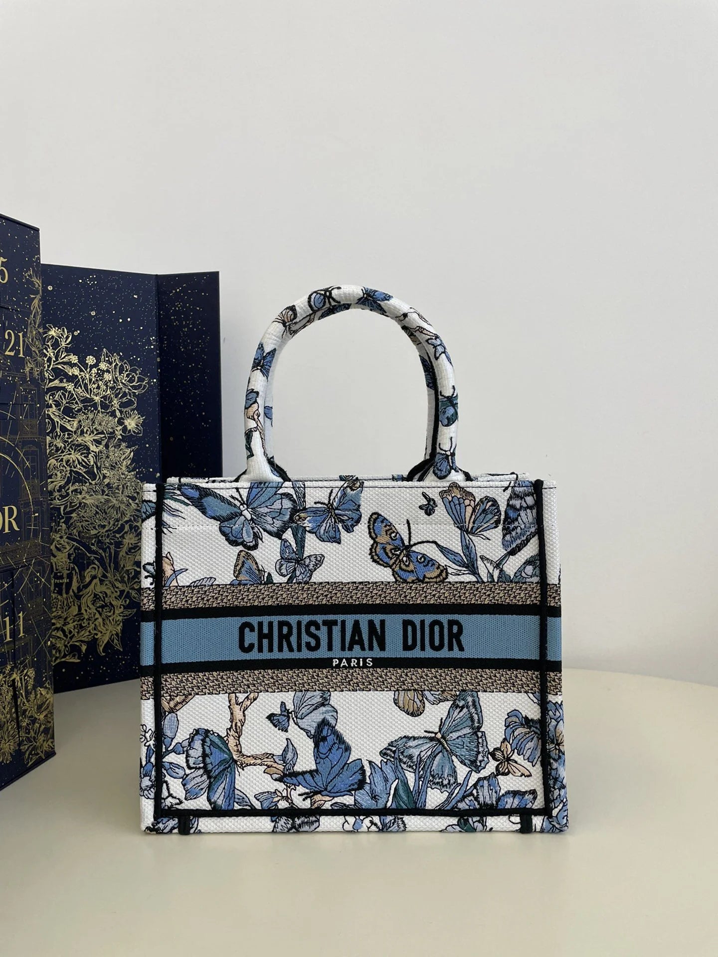 DIOR TOTE BAG