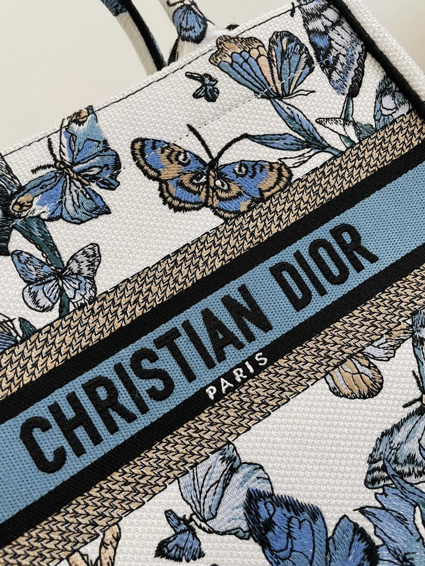DIOR TOTE BAG