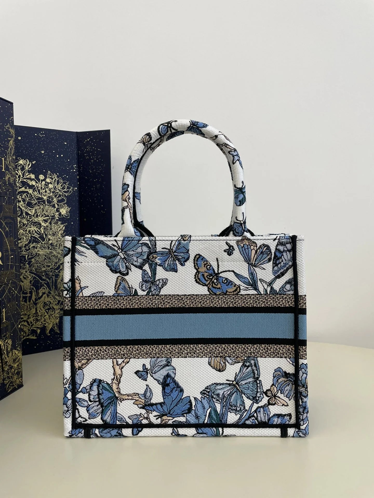 DIOR TOTE BAG