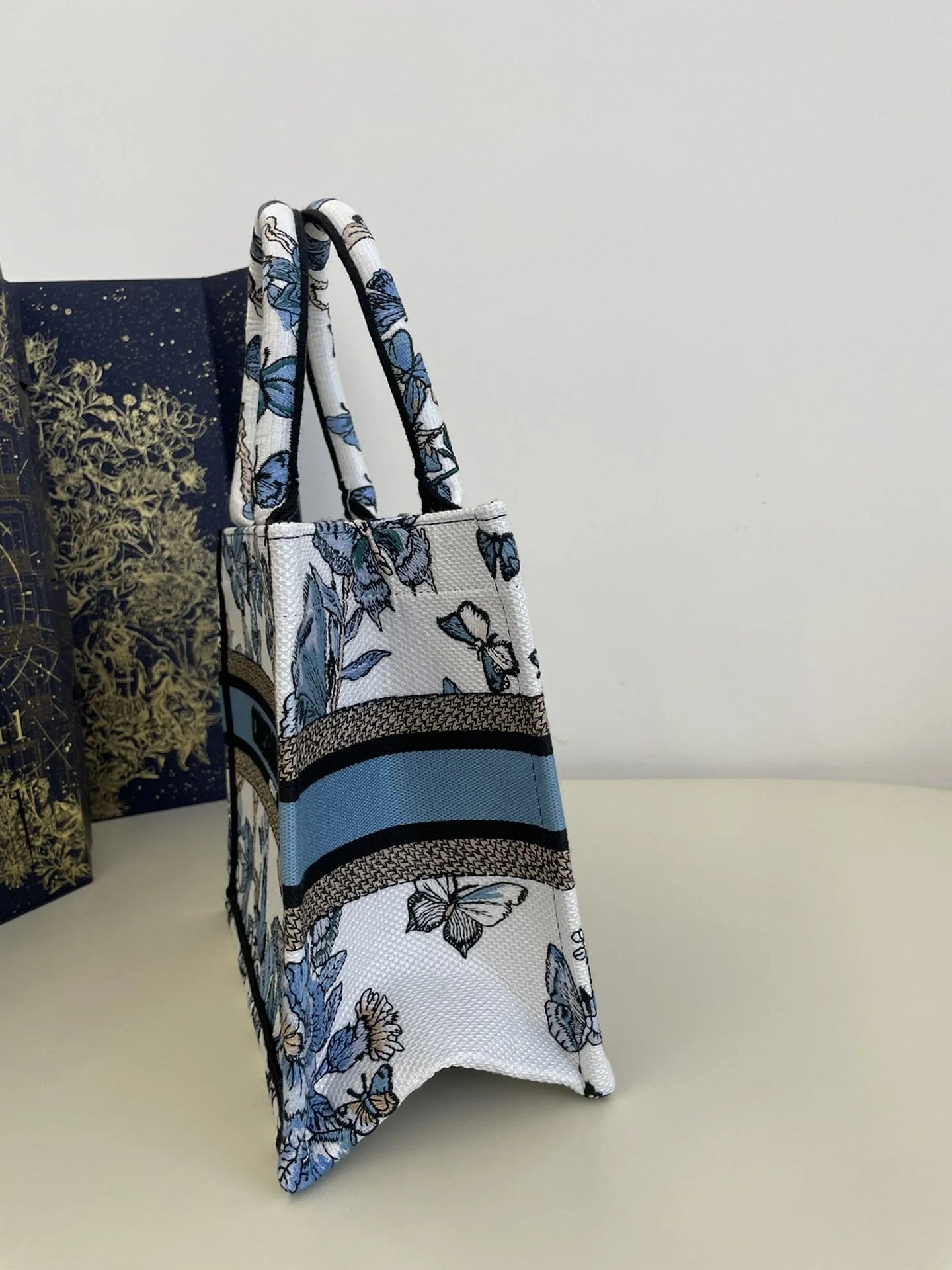DIOR TOTE BAG