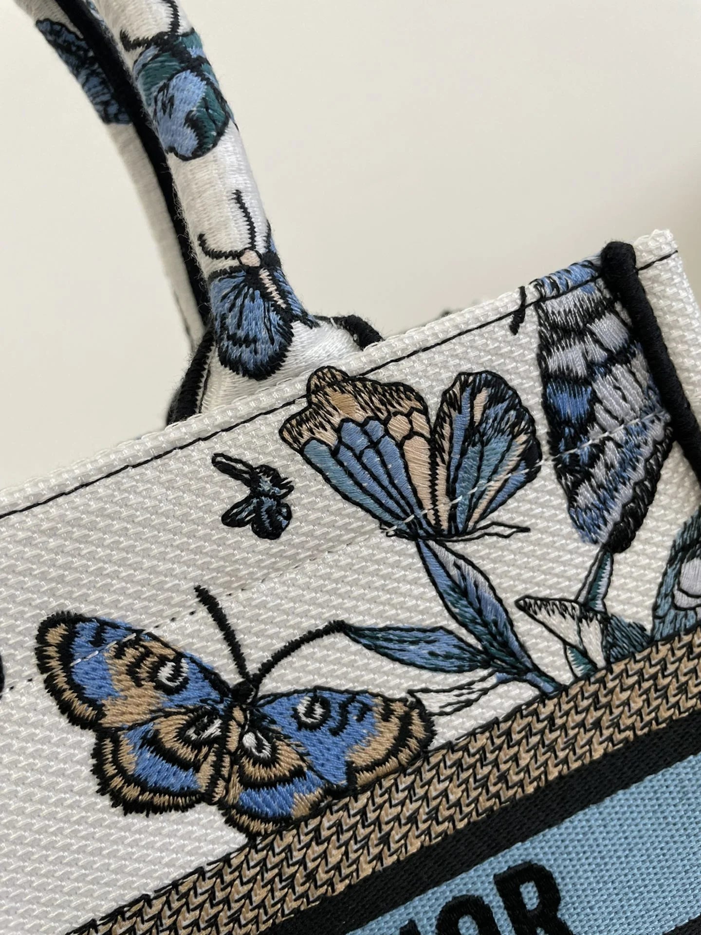 DIOR TOTE BAG