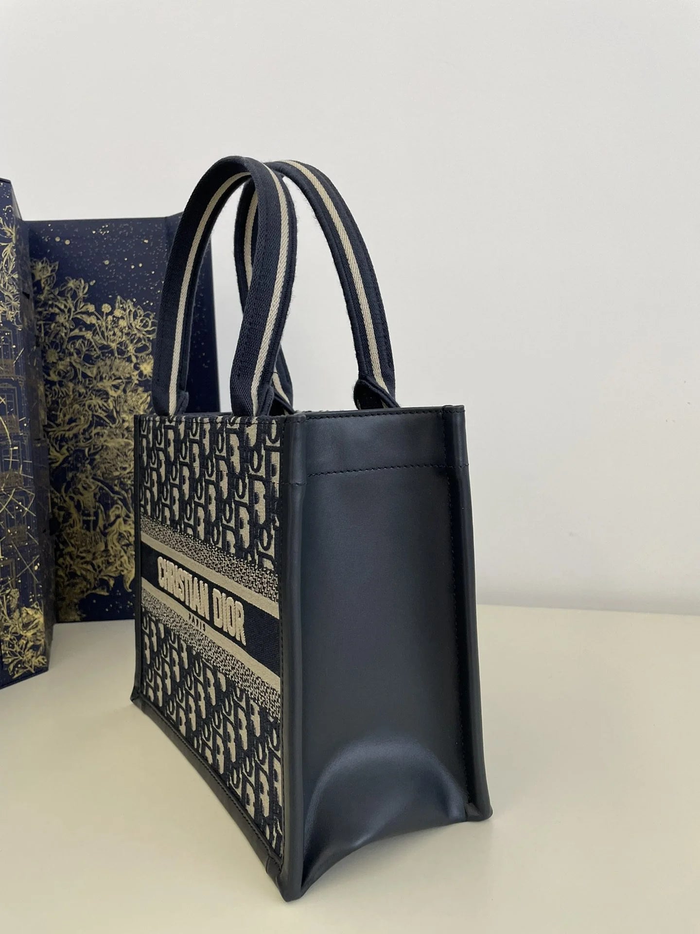 DIOR TOTE BAG