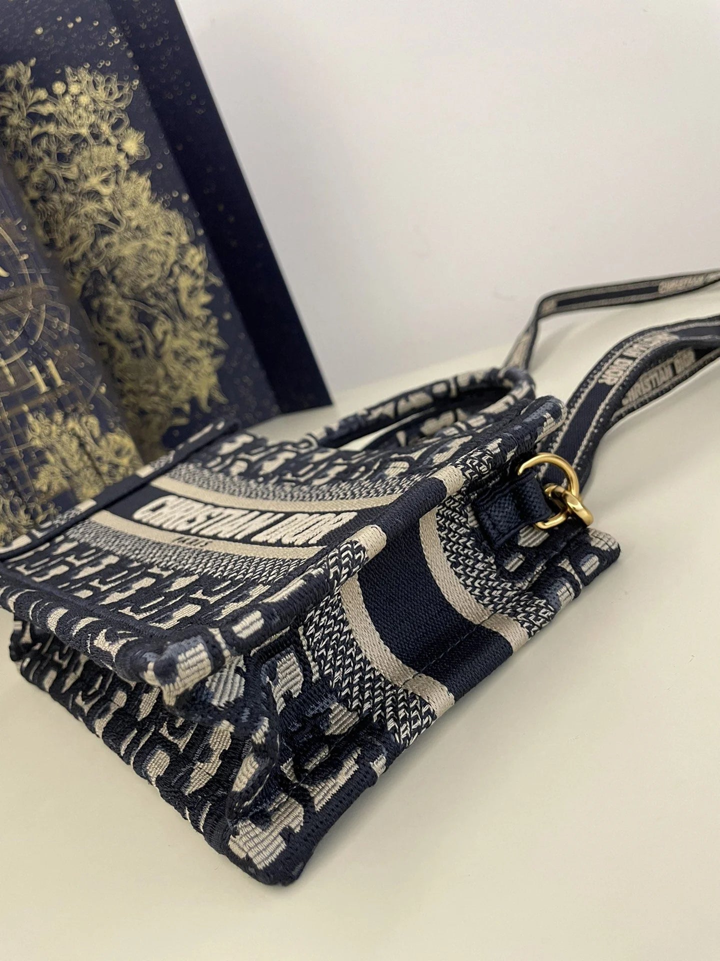 DIOR TOTE BAG
