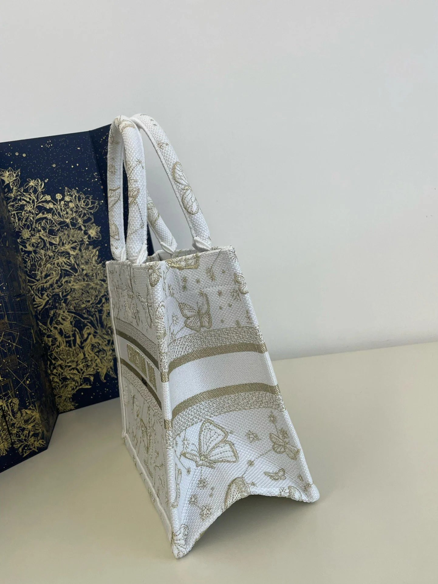 DIOR TOTE BAG