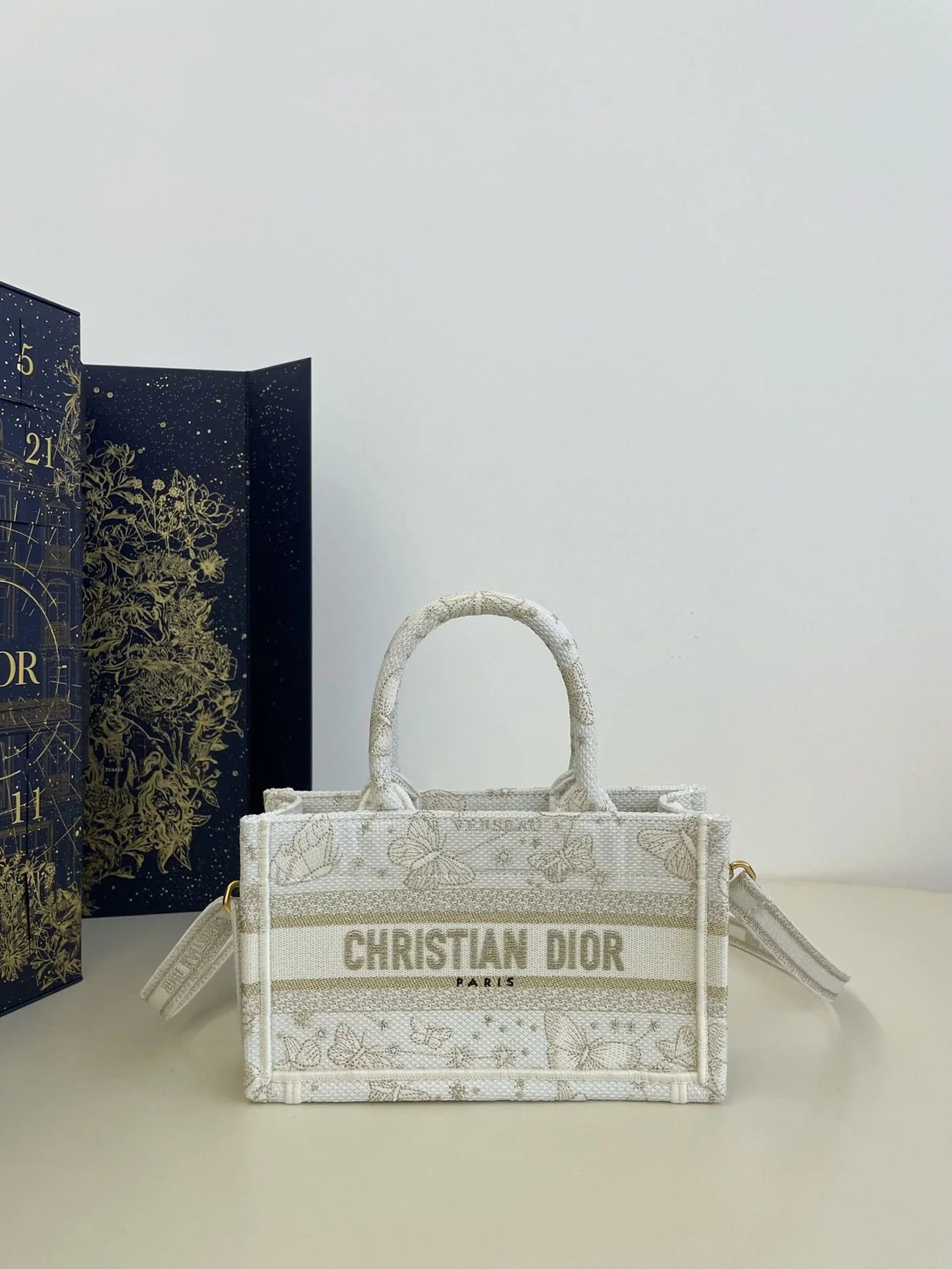 DIOR TOTE BAG
