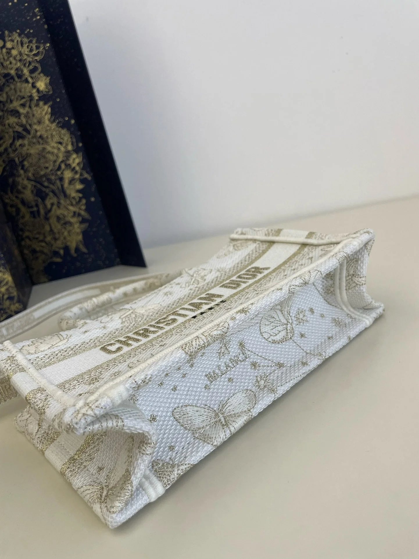 DIOR TOTE BAG