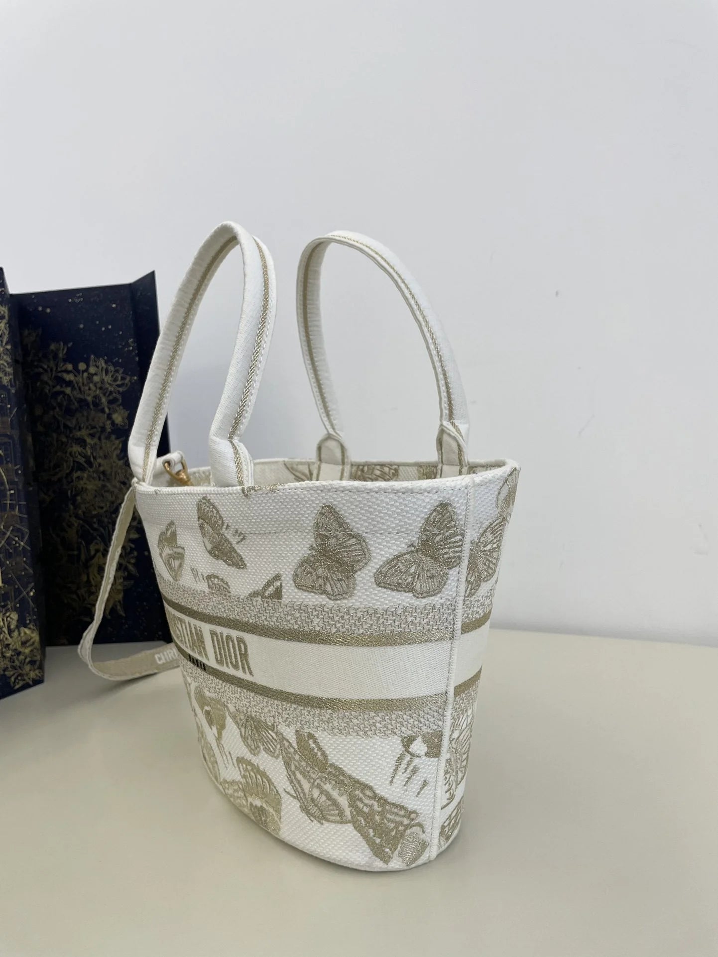 DIOR TOTE BAG