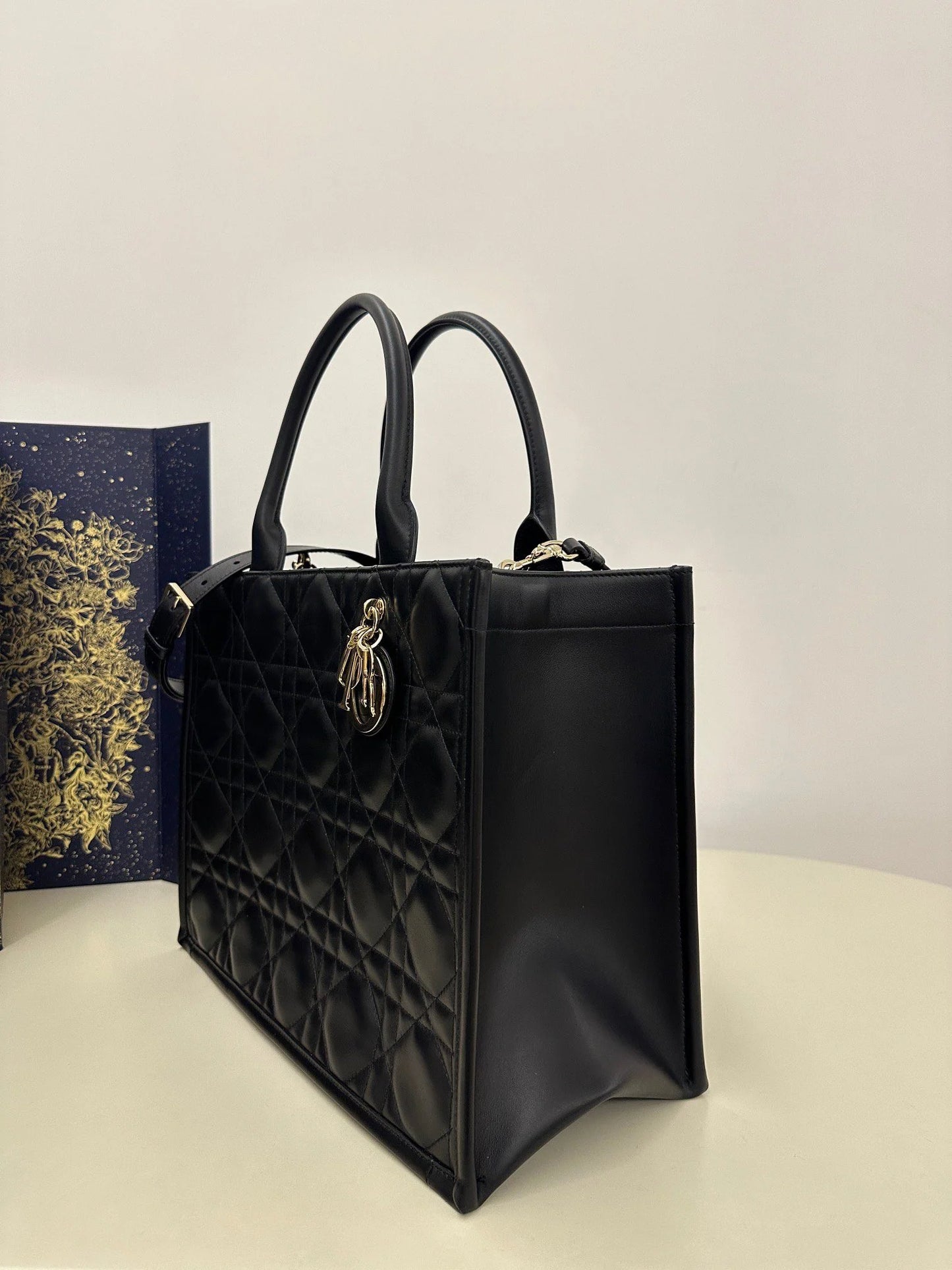 DIOR TOTE BAG
