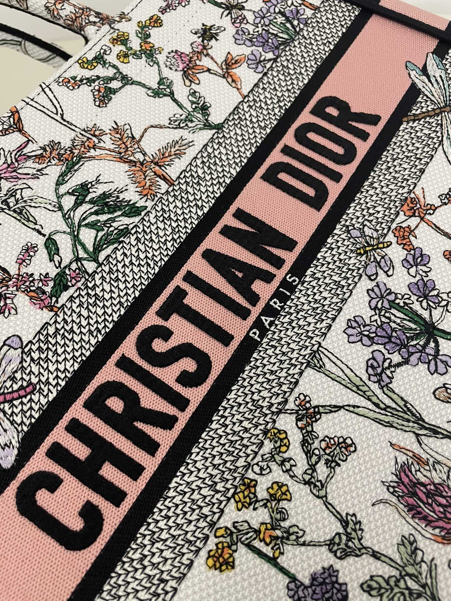 DIOR TOTE BAG