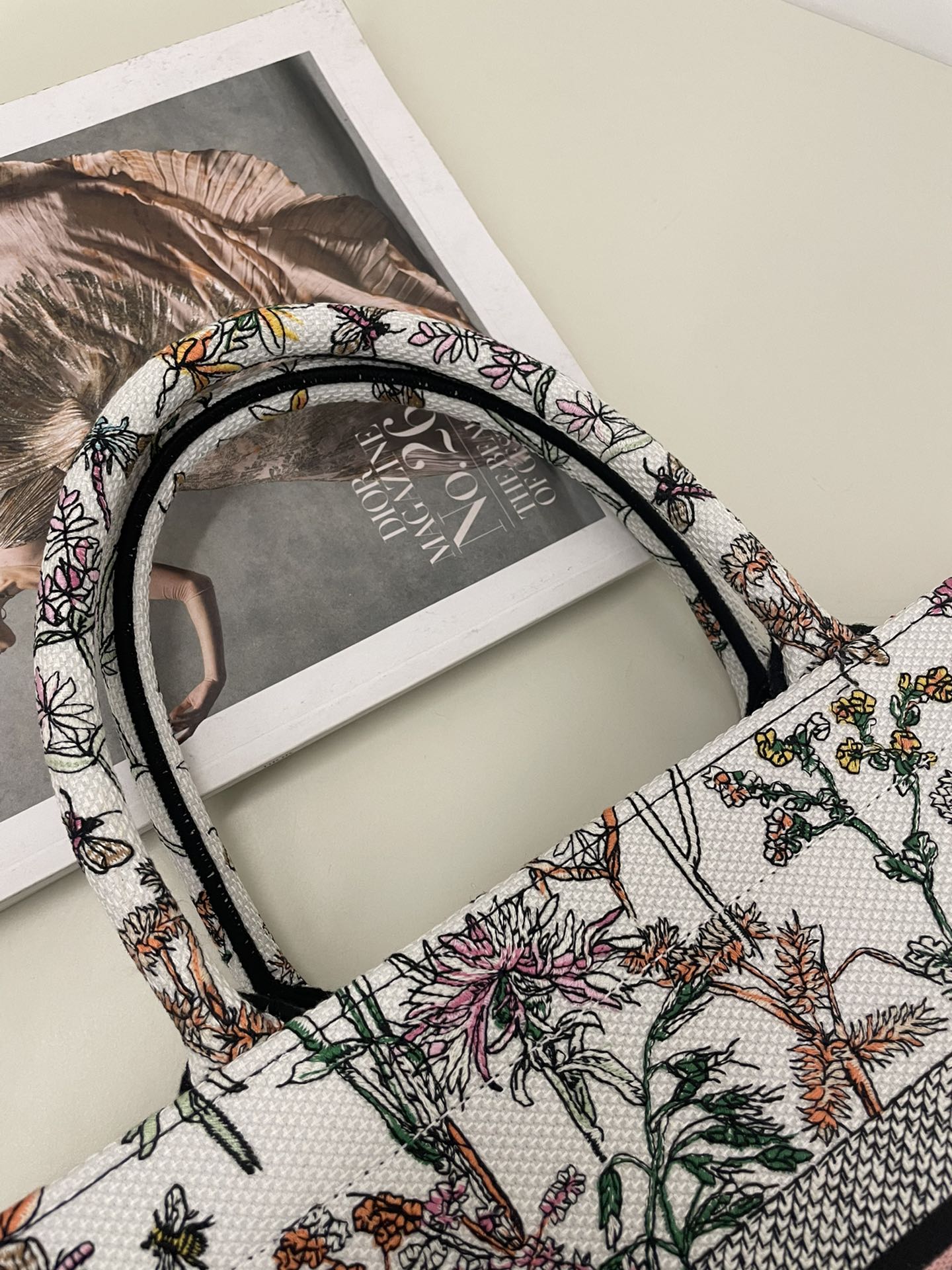 DIOR TOTE BAG