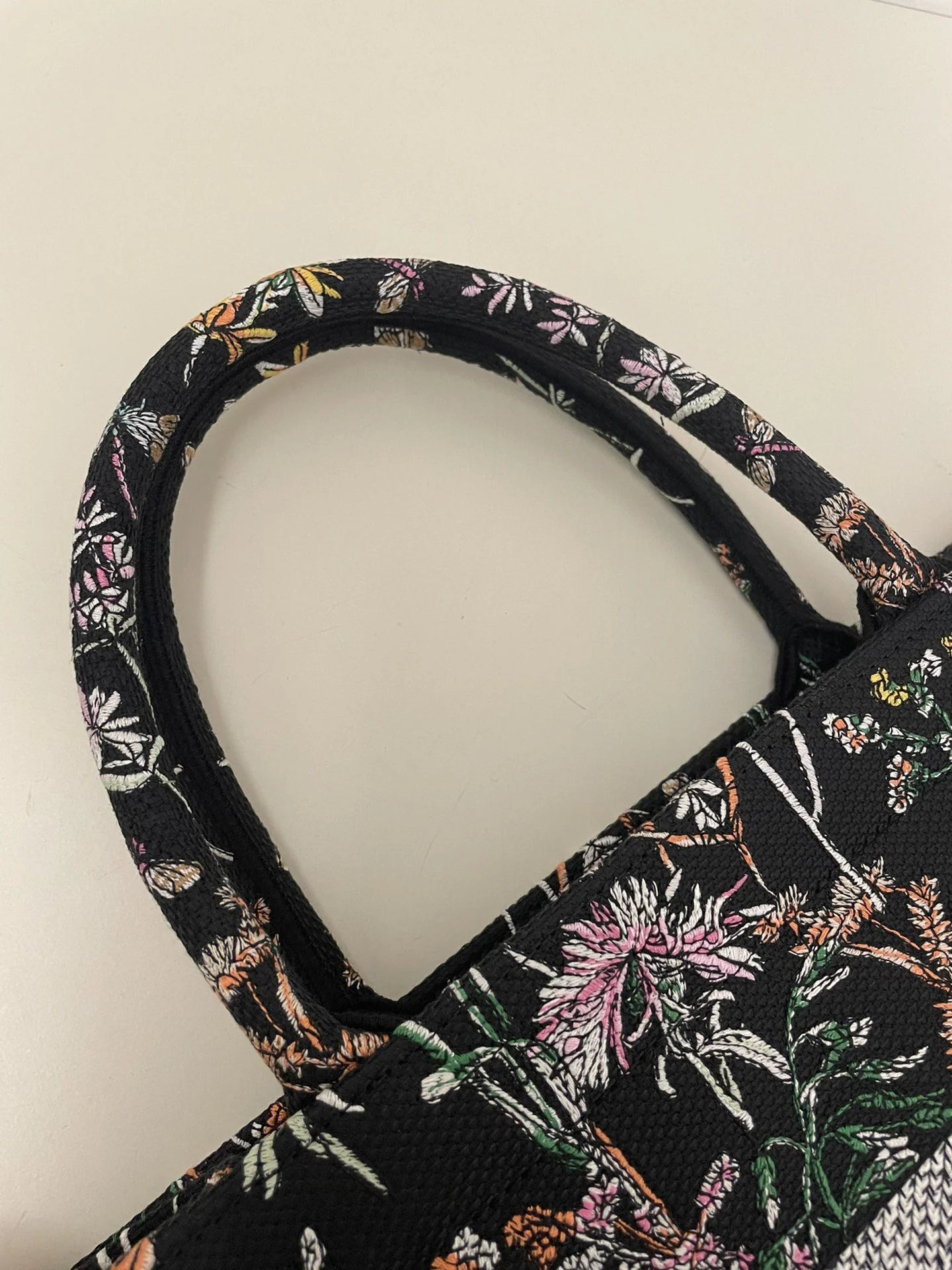 DIOR TOTE BAG