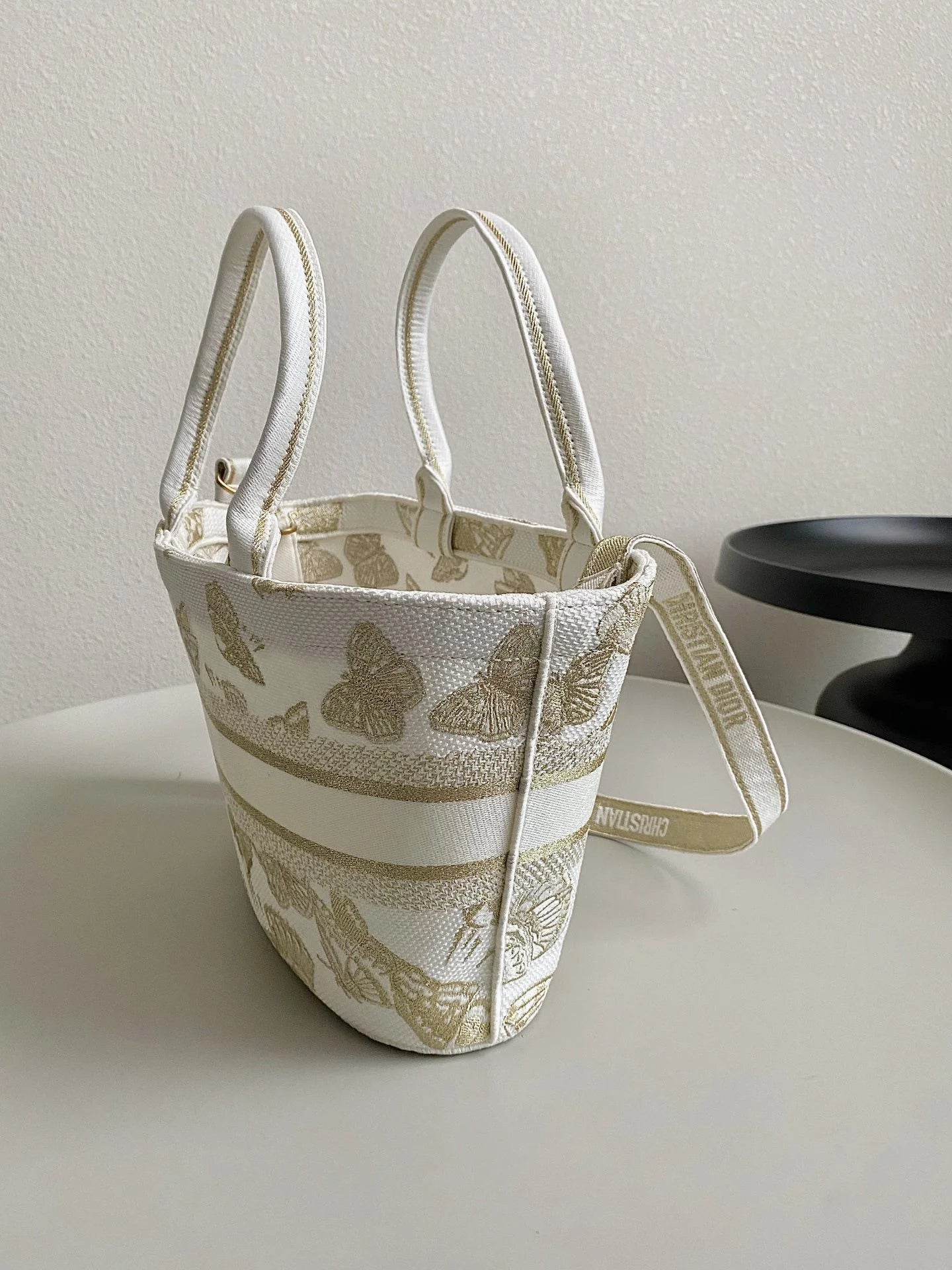 DIOR TOTE BAG