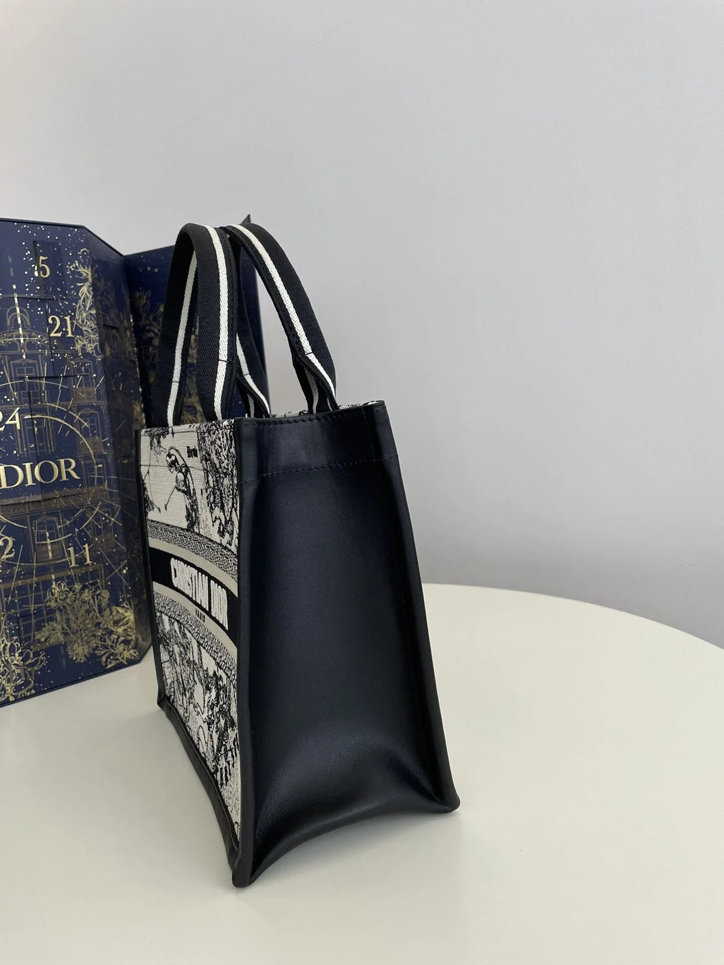 DIOR TOTE BAG