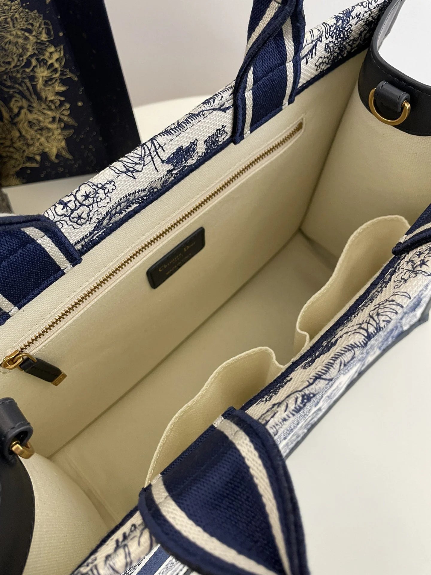 DIOR TOTE BAG