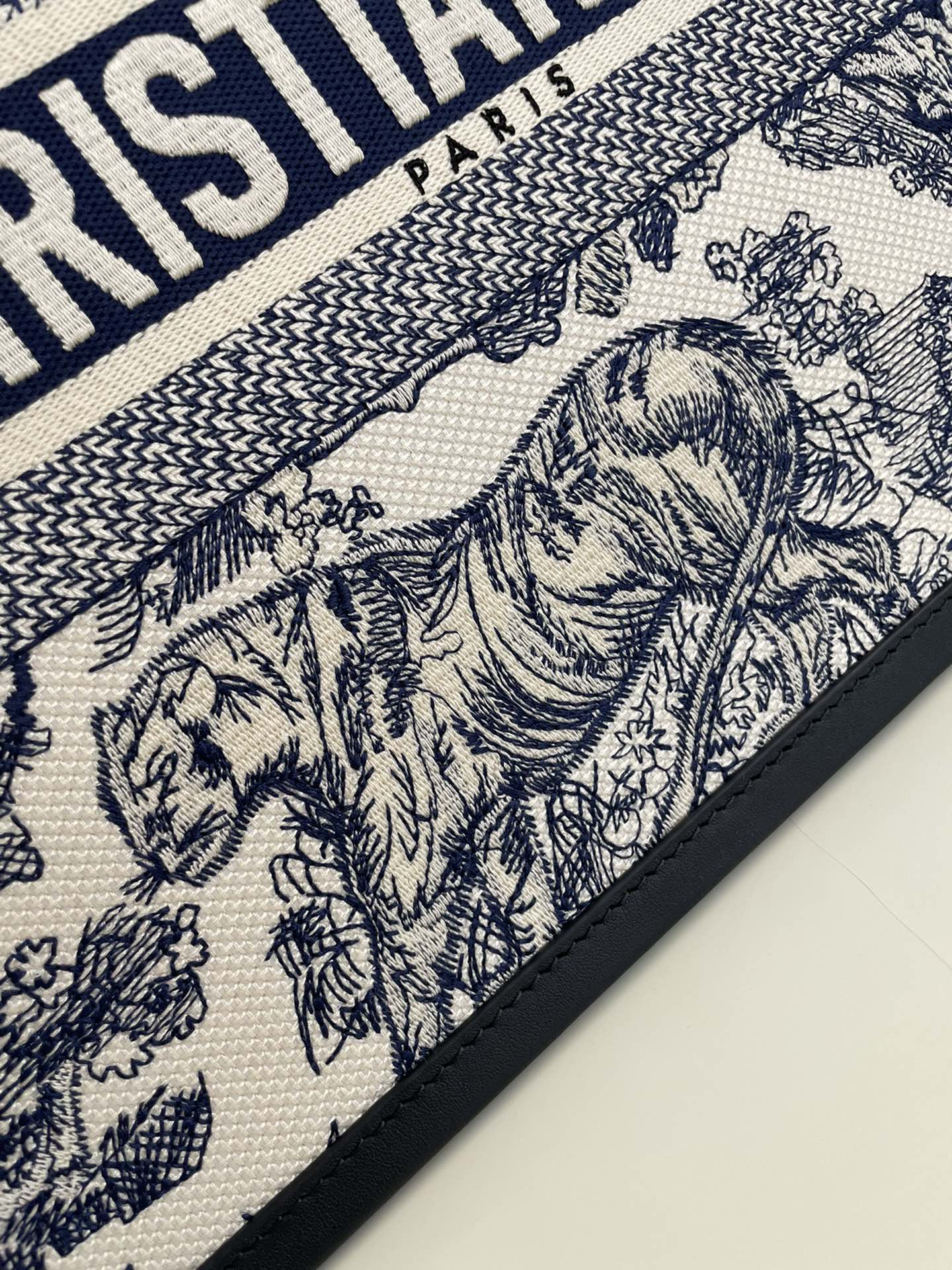DIOR TOTE BAG