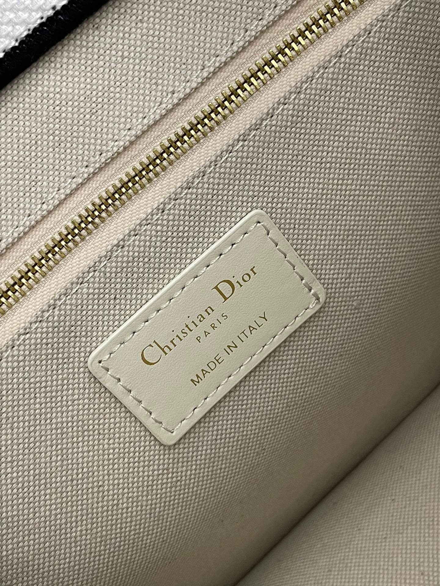 DIOR TOTE BAG