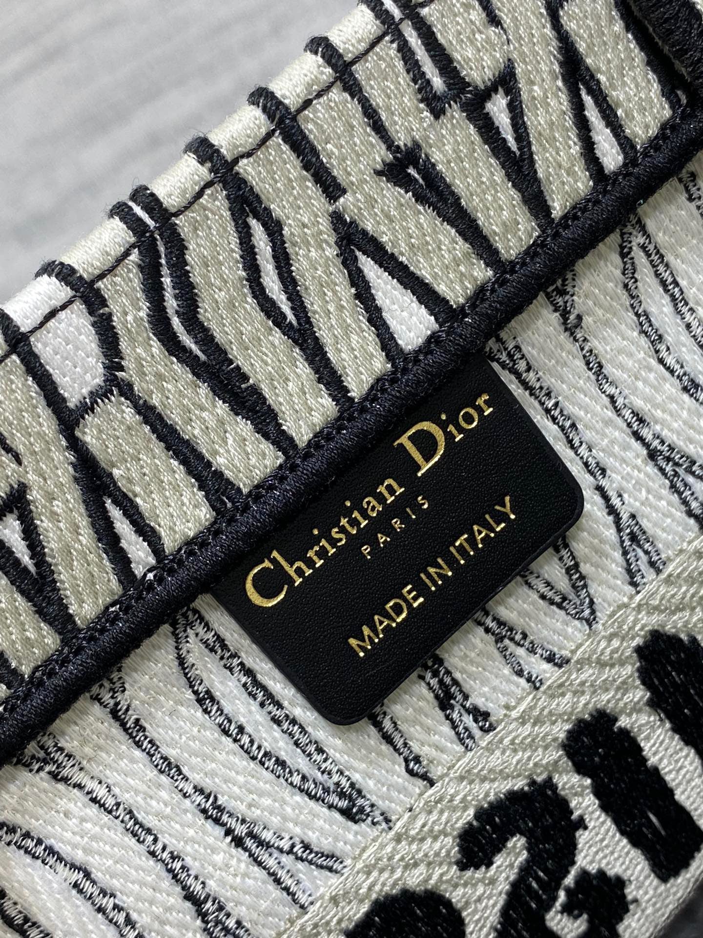 DIOR TOTE BAG