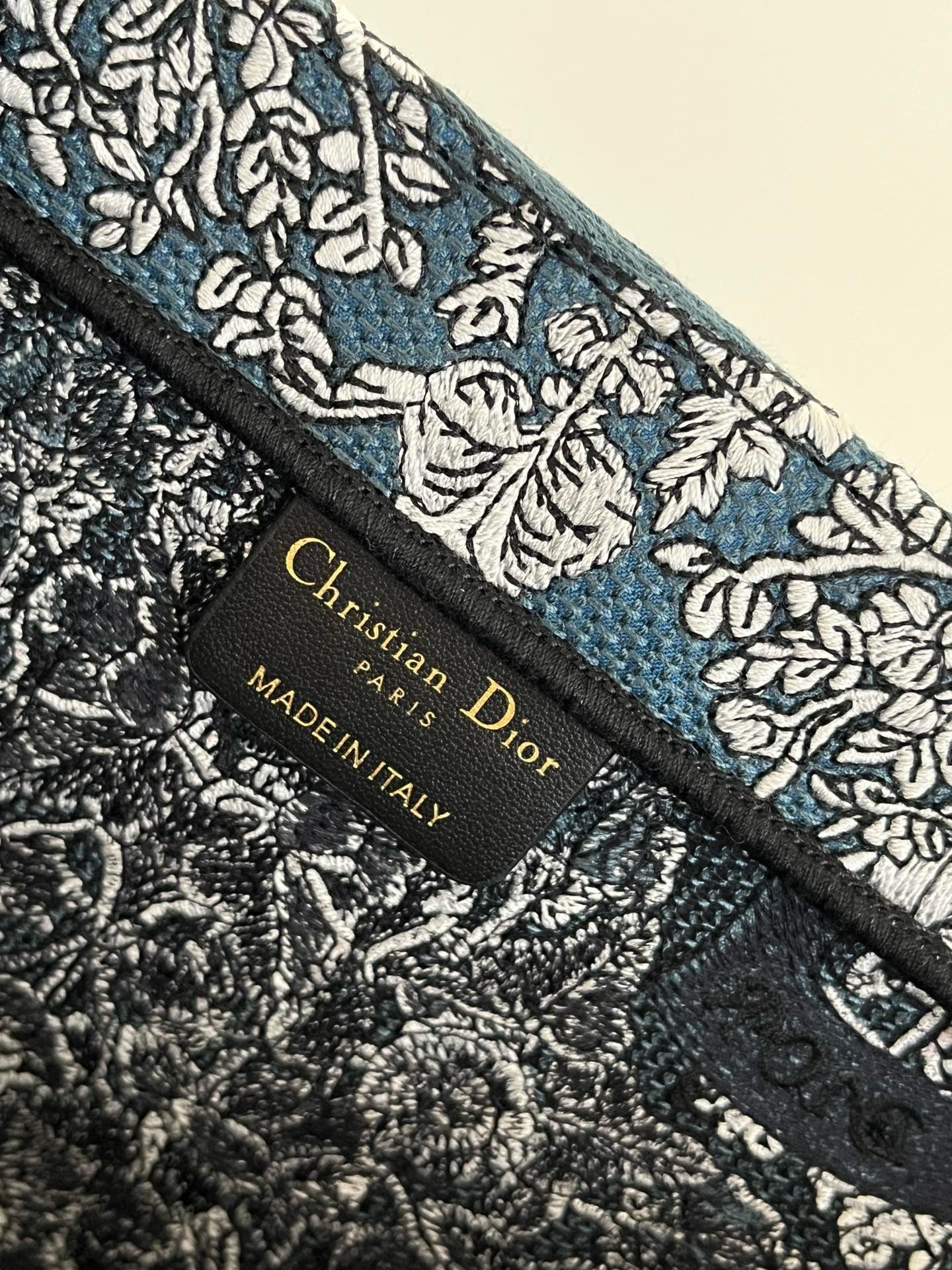 DIOR TOTE BAG